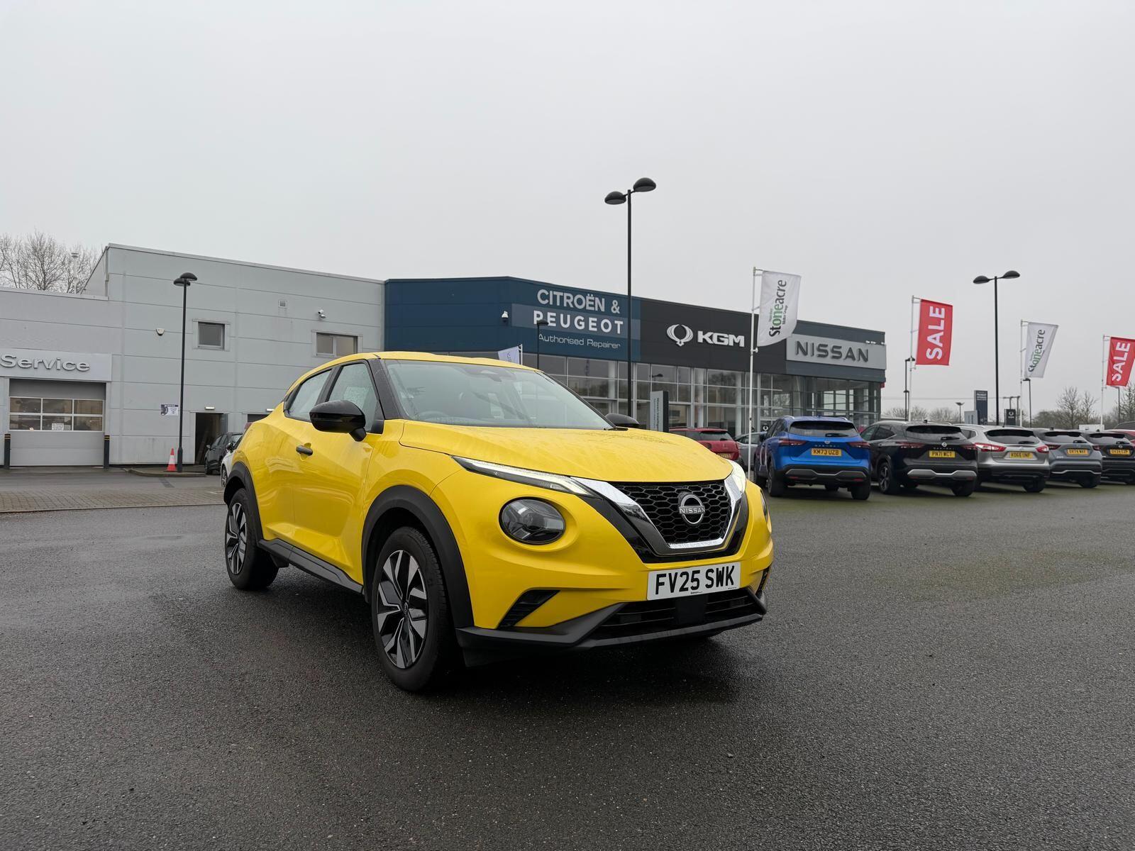 Nissan Juke 1.0 DIG-T Acenta Premium Euro 6 (s/s) 5dr FV25SWK Image 1