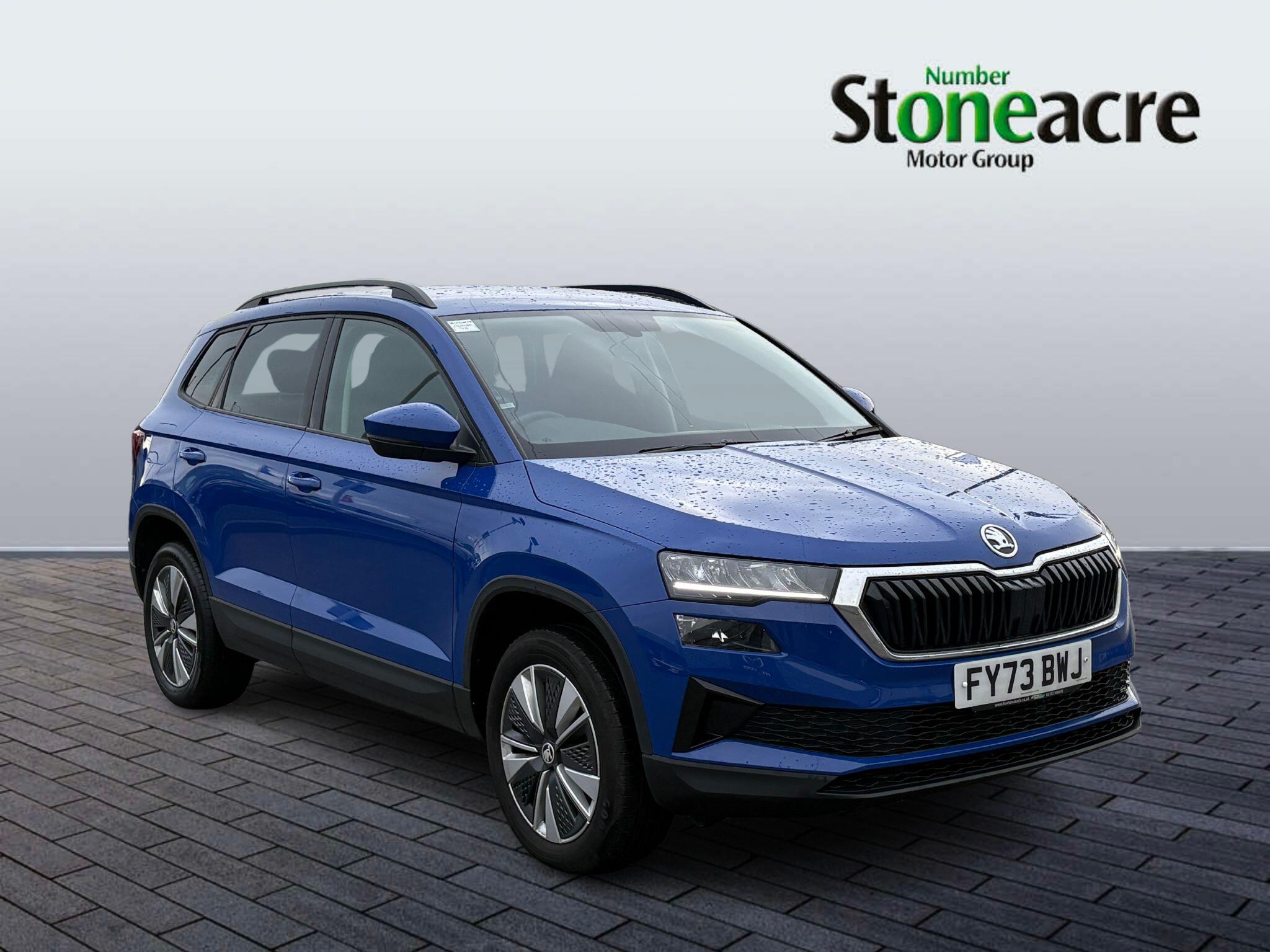 Skoda Karoq 1.5 TSI ACT SE Drive Euro 6 (s/s) 5dr FY73BWJ Image 1