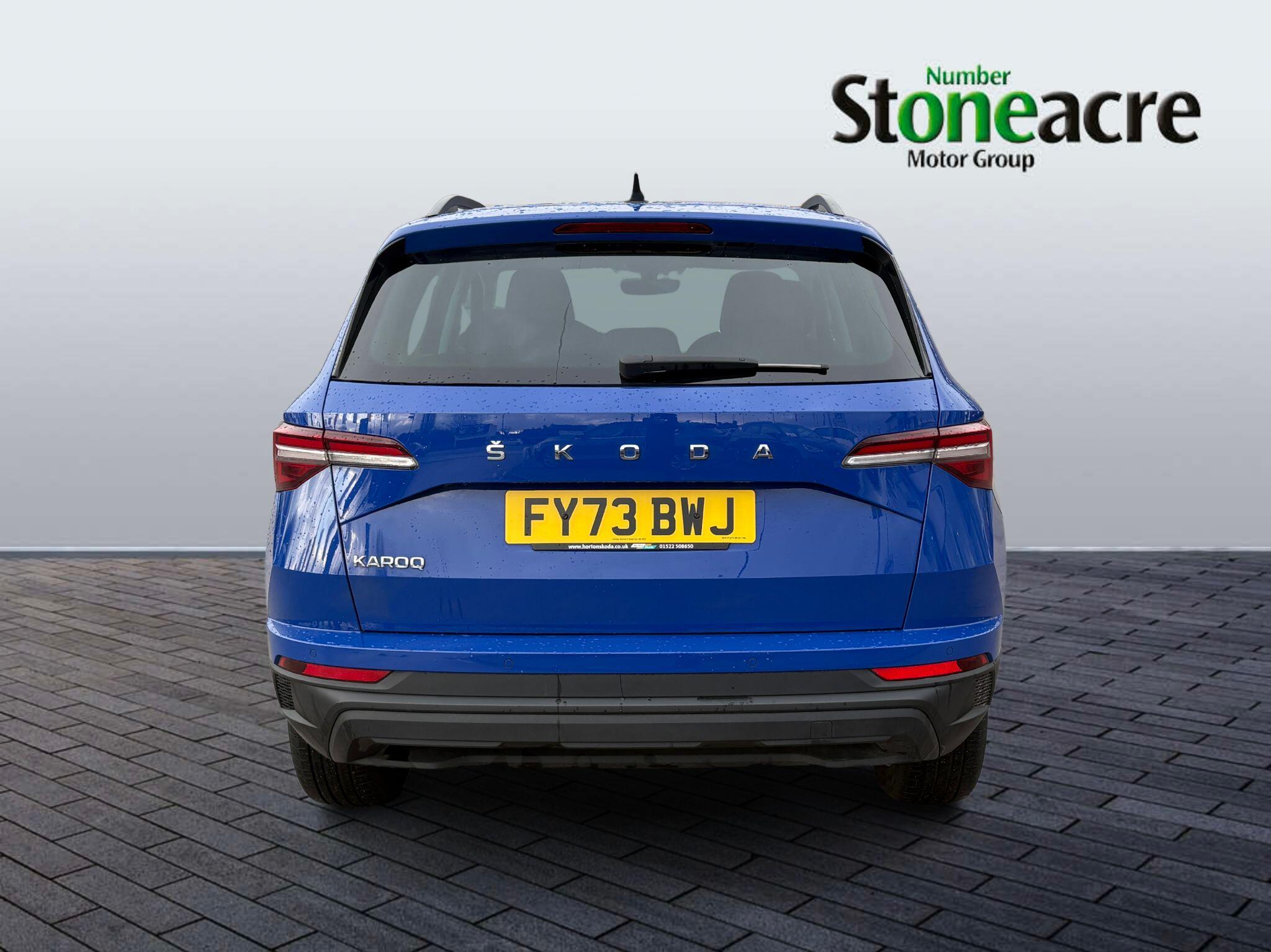 Skoda Karoq 1.5 TSI ACT SE Drive Euro 6 (s/s) 5dr FY73BWJ Image 3