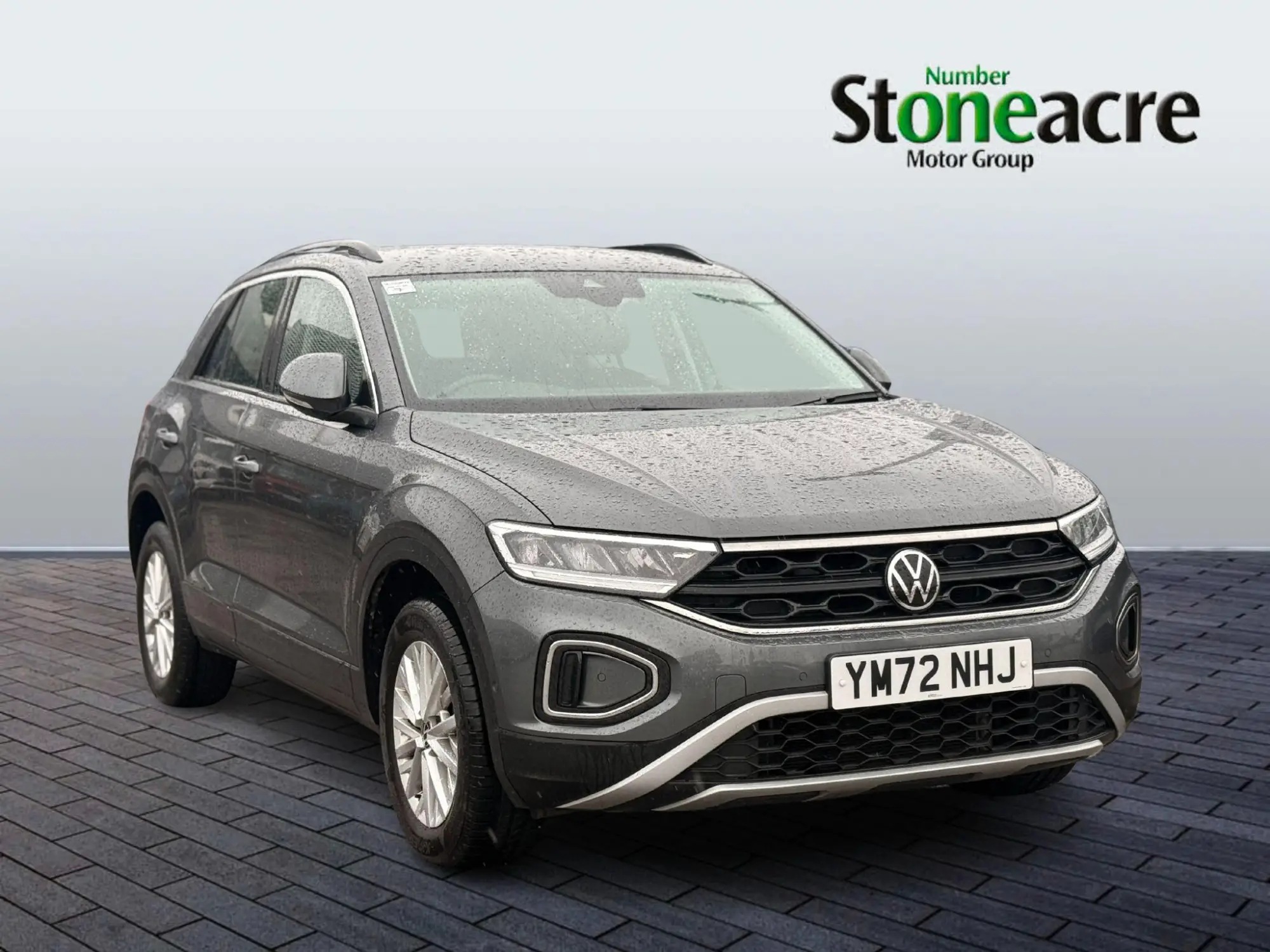 Volkswagen T-Roc 1.0 TSI Life 2WD Euro 6 (s/s) 5dr YM72NHJ Image 1