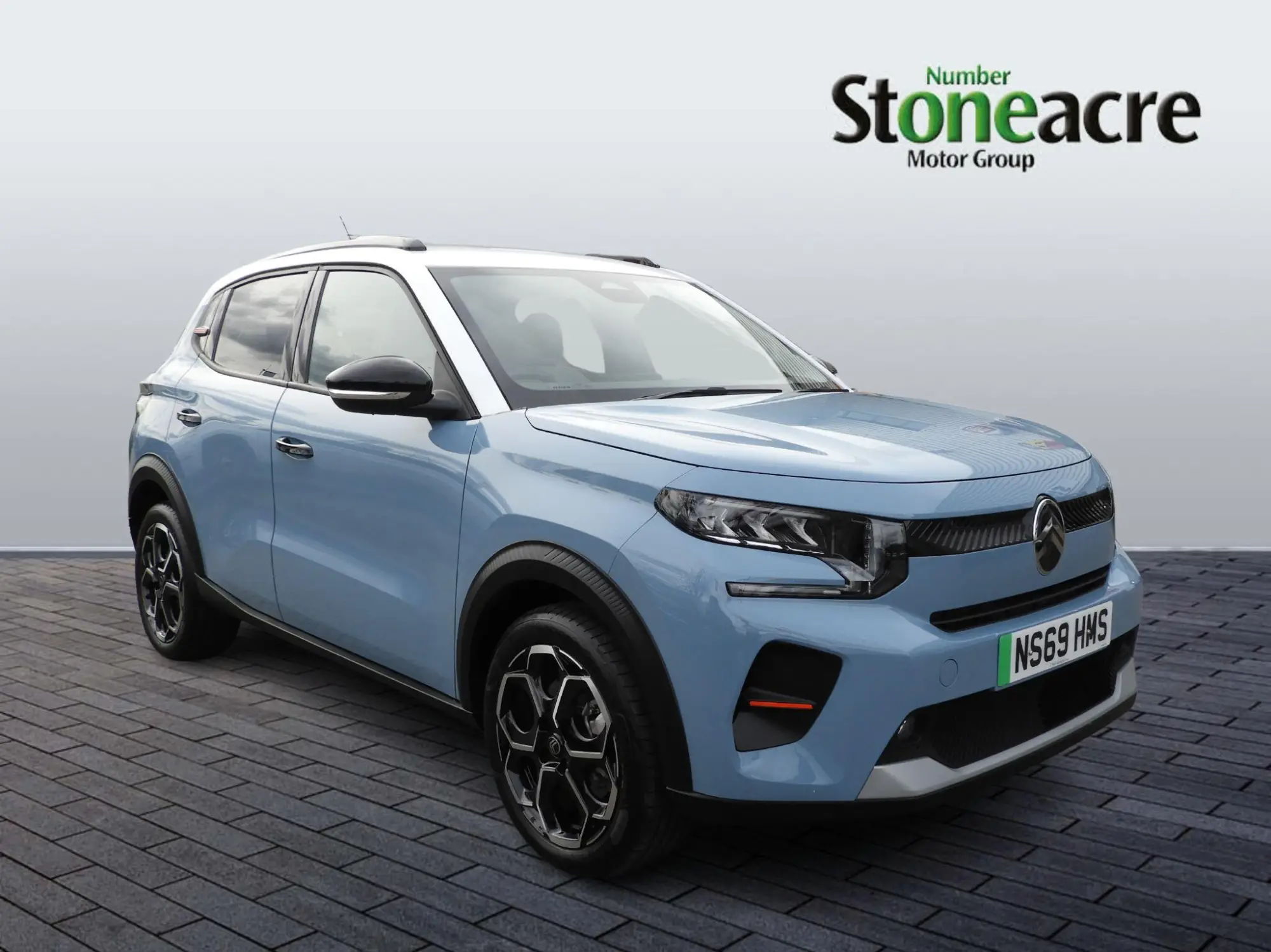 Citroen e-C3 44kWh MAX Auto 5dr (7.4kW Charger) BA74LBK Image 1