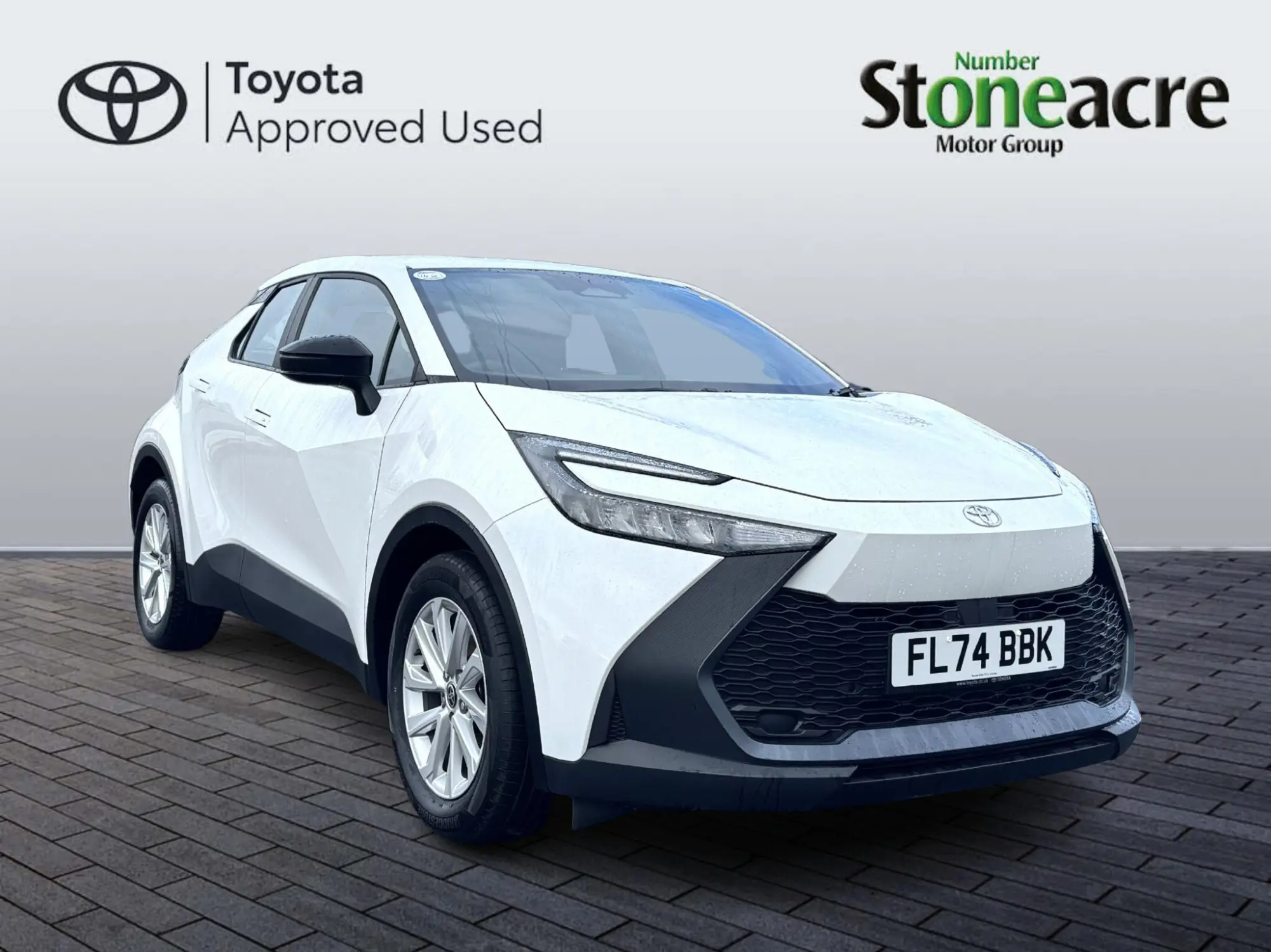 Toyota C-HR Self-Charging Hybrid 1.8 VVT-h Icon CVT Euro 6 (s/s) 5dr FL74BBK Image 1