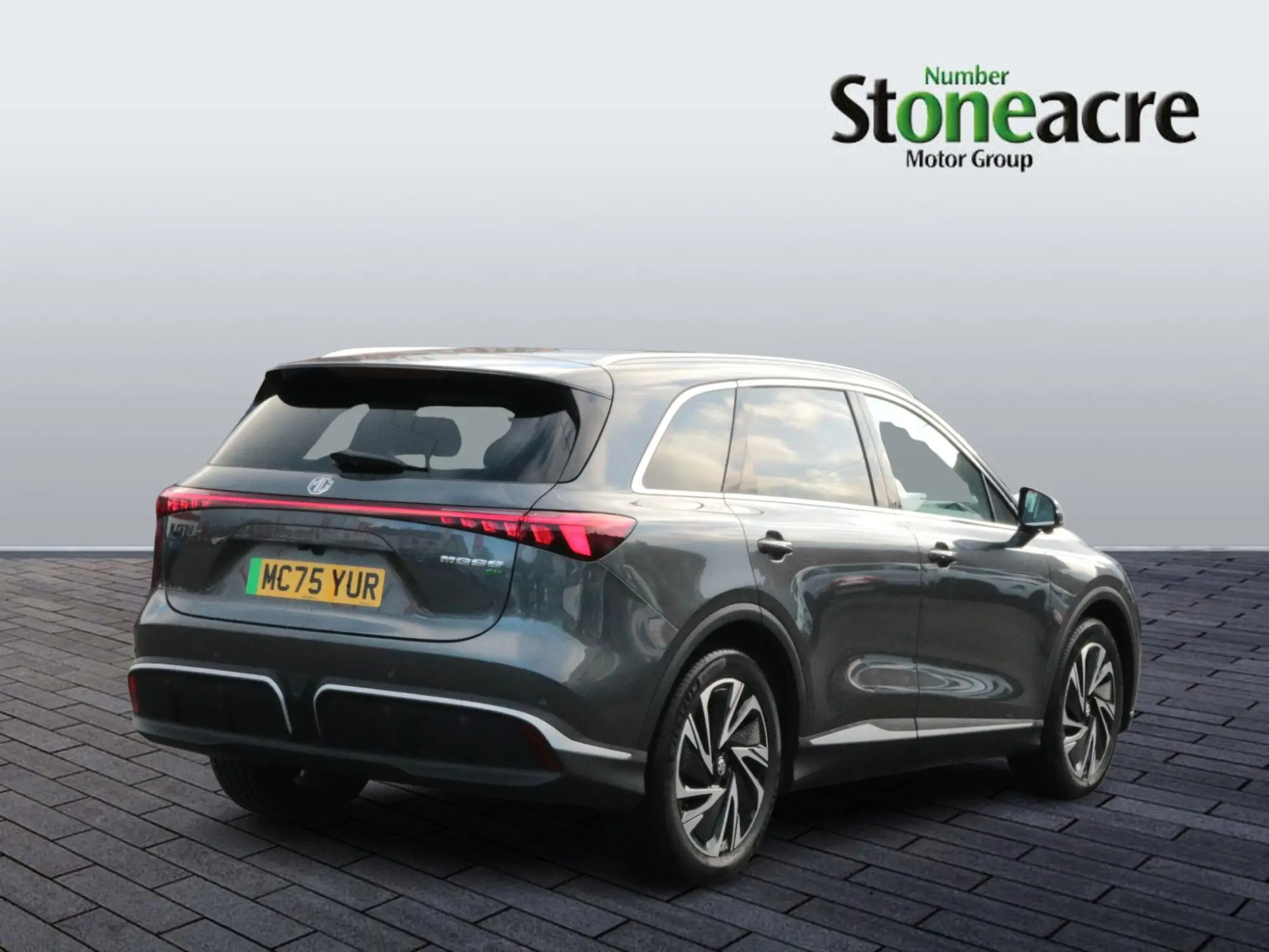 MG MGS6 77kWh Trophy Auto 4WD 5dr MC75YUR Image 3