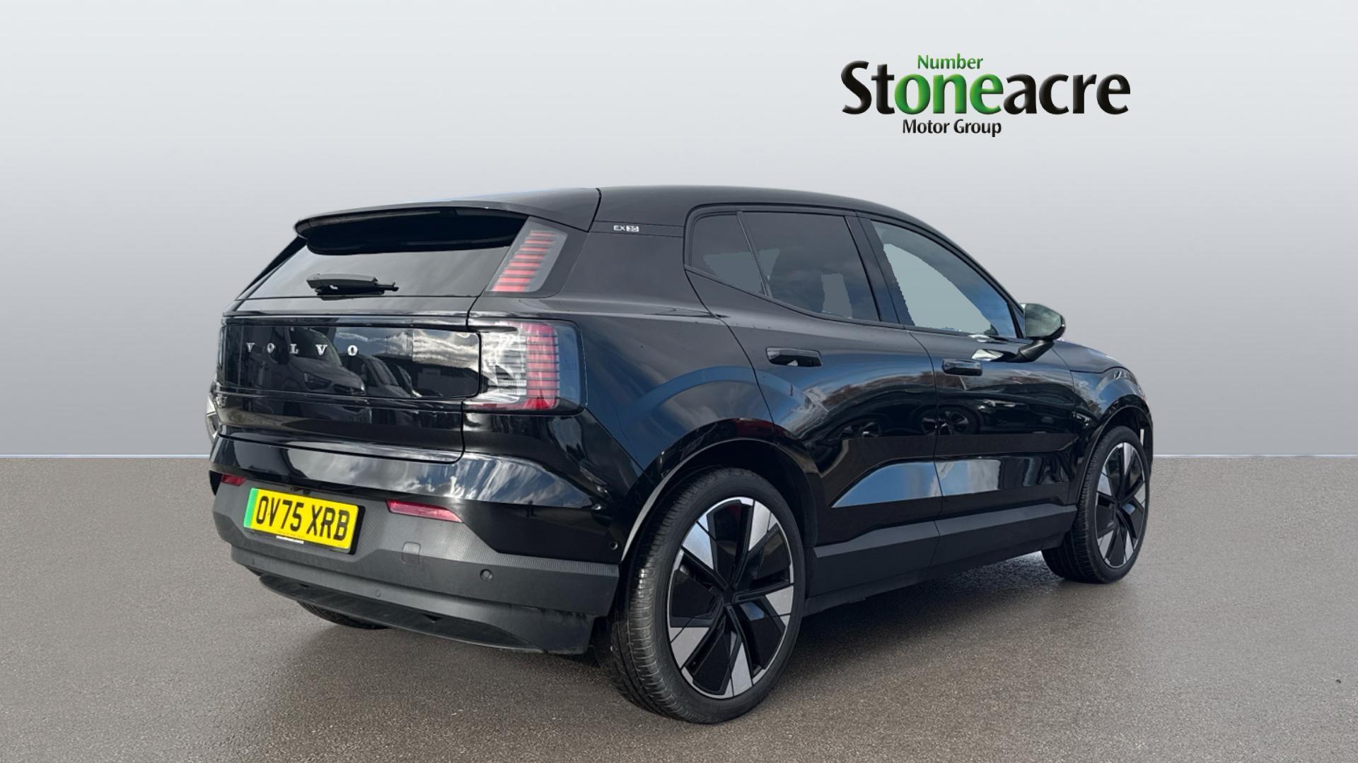 Volvo EX30 315kW Twin Motor Performance Ultra 69kWh 5dr Auto OV75XRB Image 2