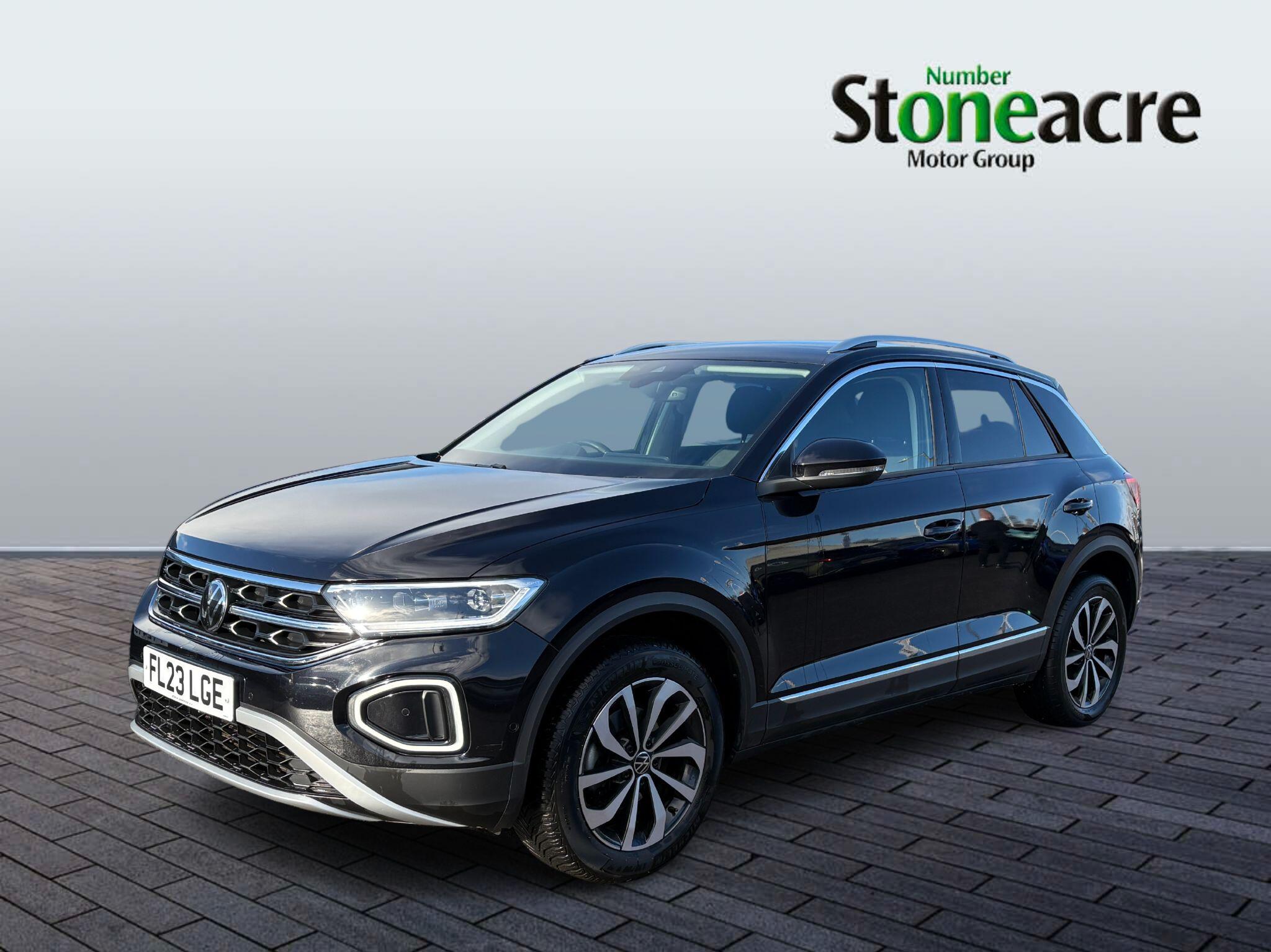 Volkswagen T-Roc 1.5 TSI Style DSG 2WD Euro 6 (s/s) 5dr FL23LGE Image 3