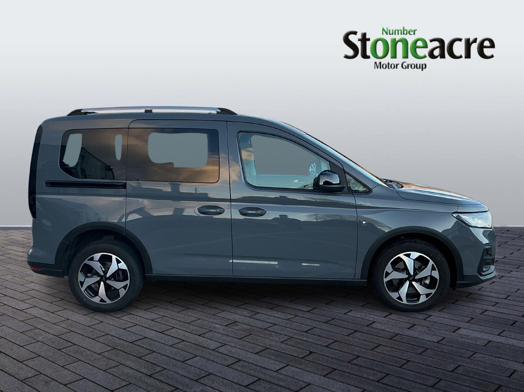 Ford Tourneo Connect Image 2