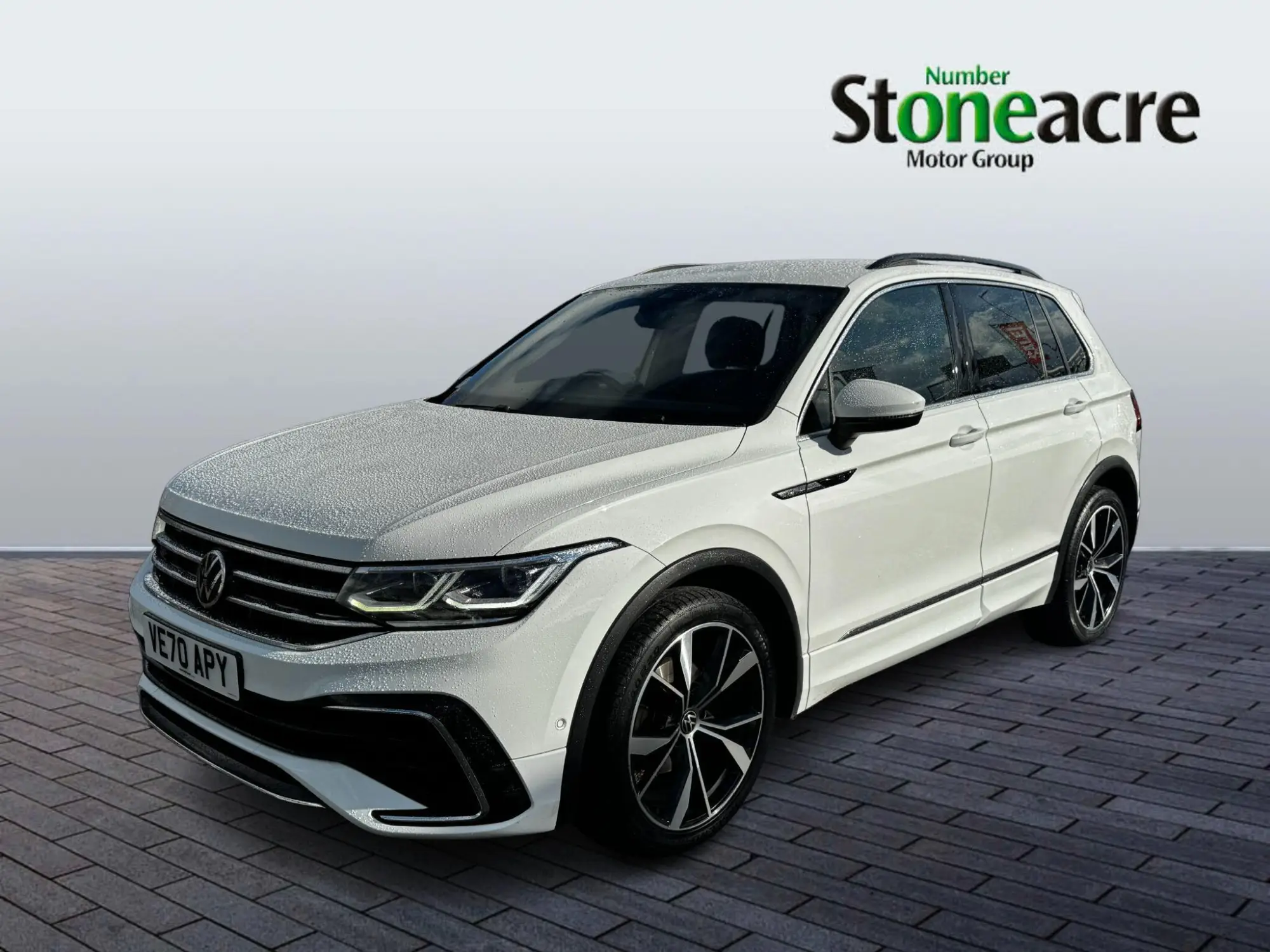 Volkswagen Tiguan 1.5 TSI R-Line DSG Euro 6 (s/s) 5dr VE70APY Image 3