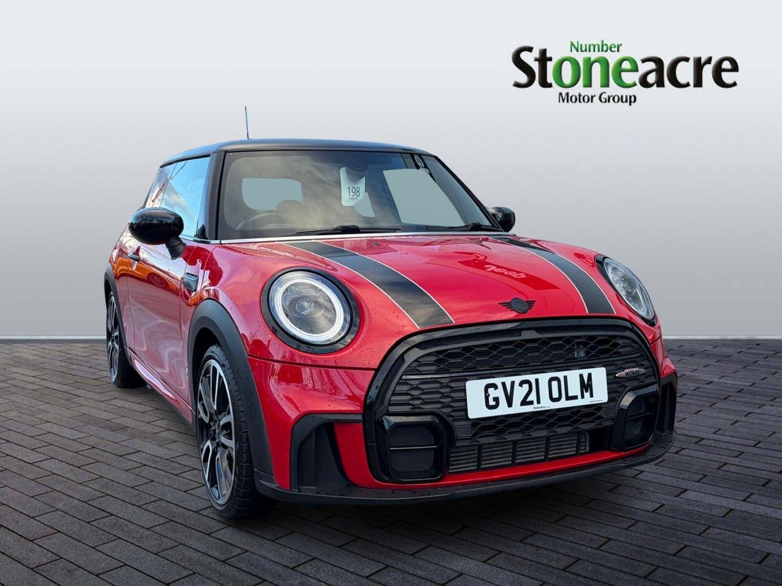 MINI Hatch 1.5 Cooper Sport Steptronic Euro 6 (s/s) 3dr GV21OLM Image 1
