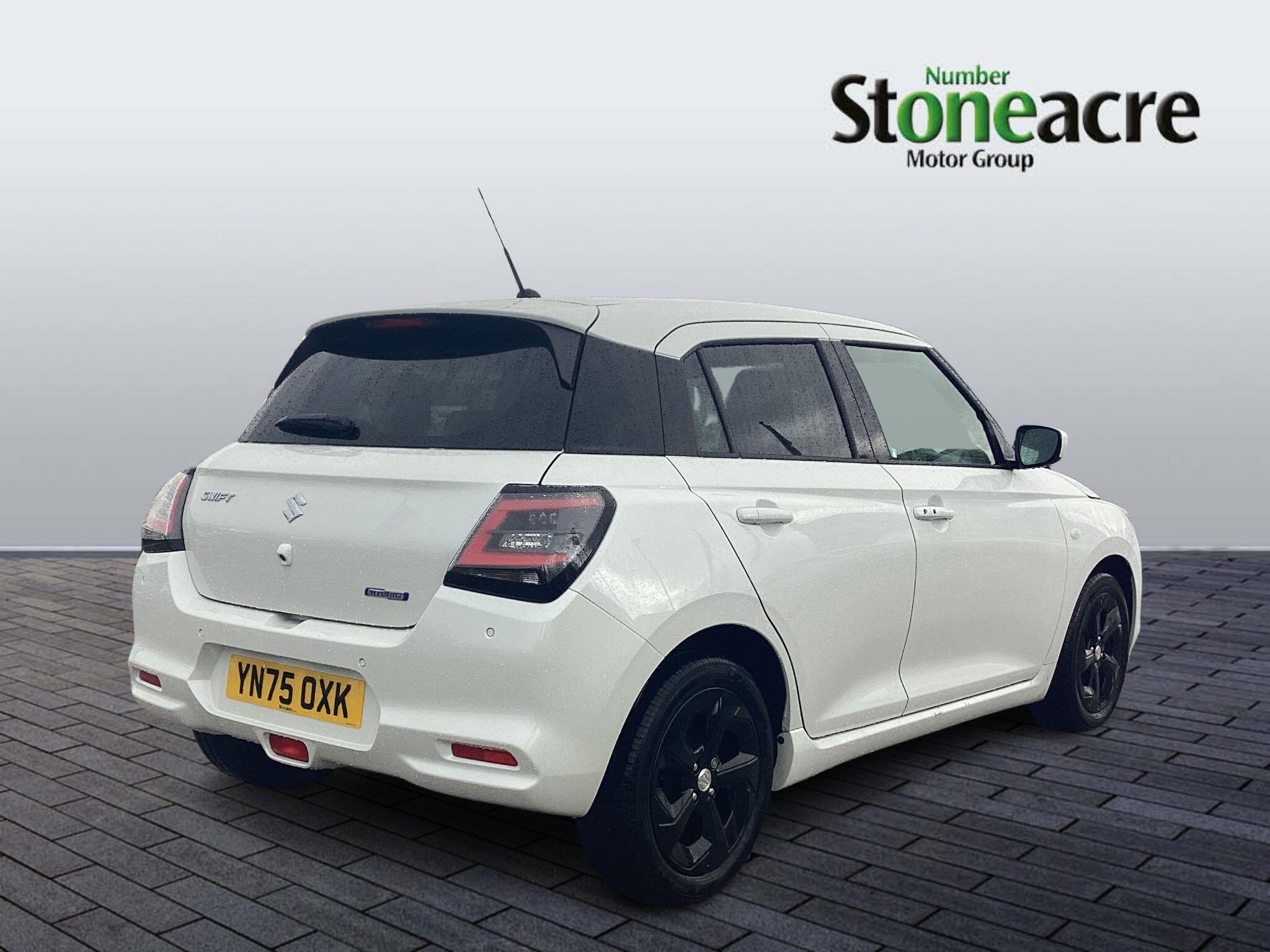 Suzuki Swift 1.2 MHEV Motion Euro 6 (s/s) 5dr YN75OXK Image 3