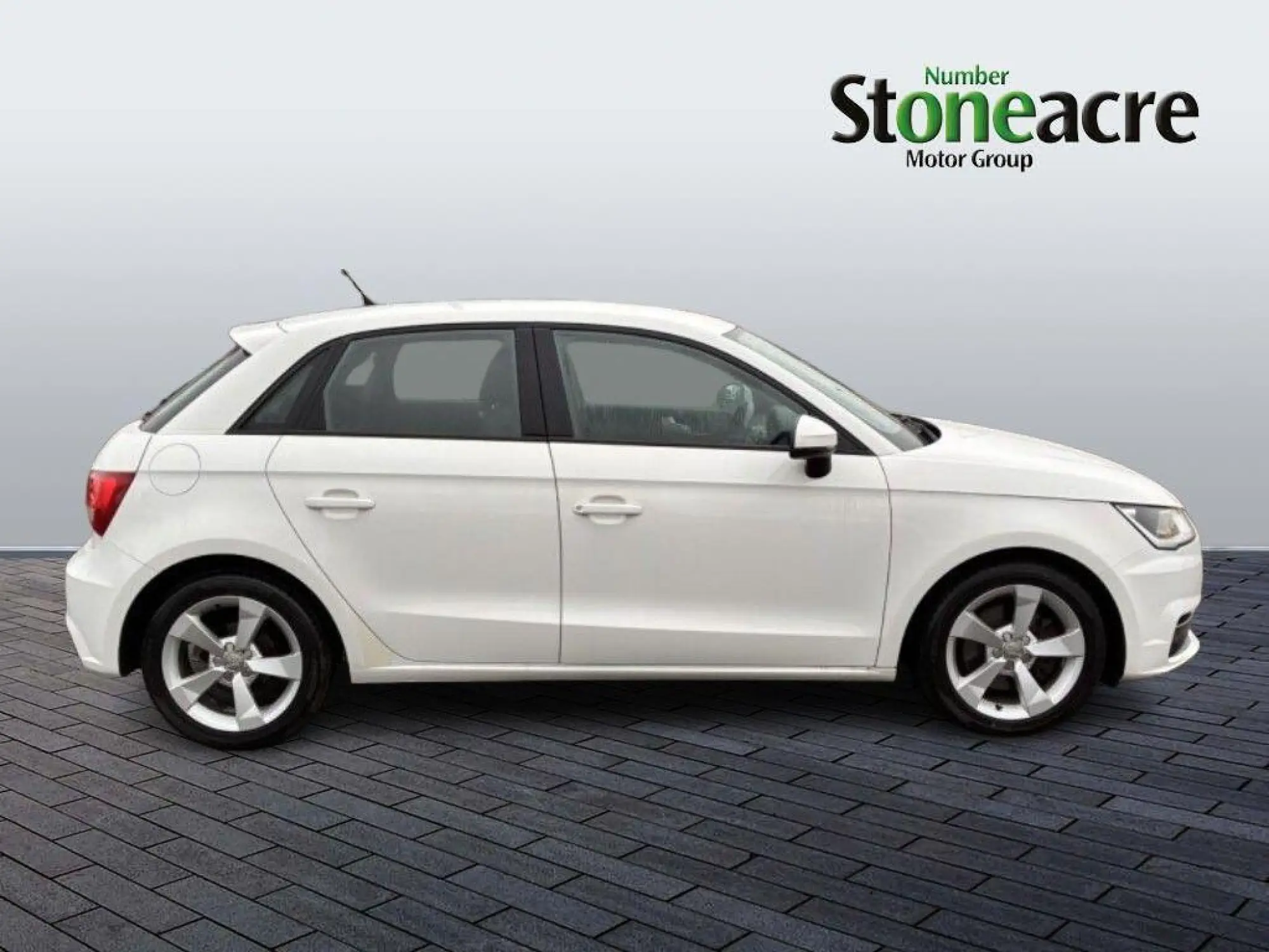 Audi A1 1.4 TFSI Sport Sportback Euro 6 (s/s) 5dr (Nav) FV18GUW Image 2