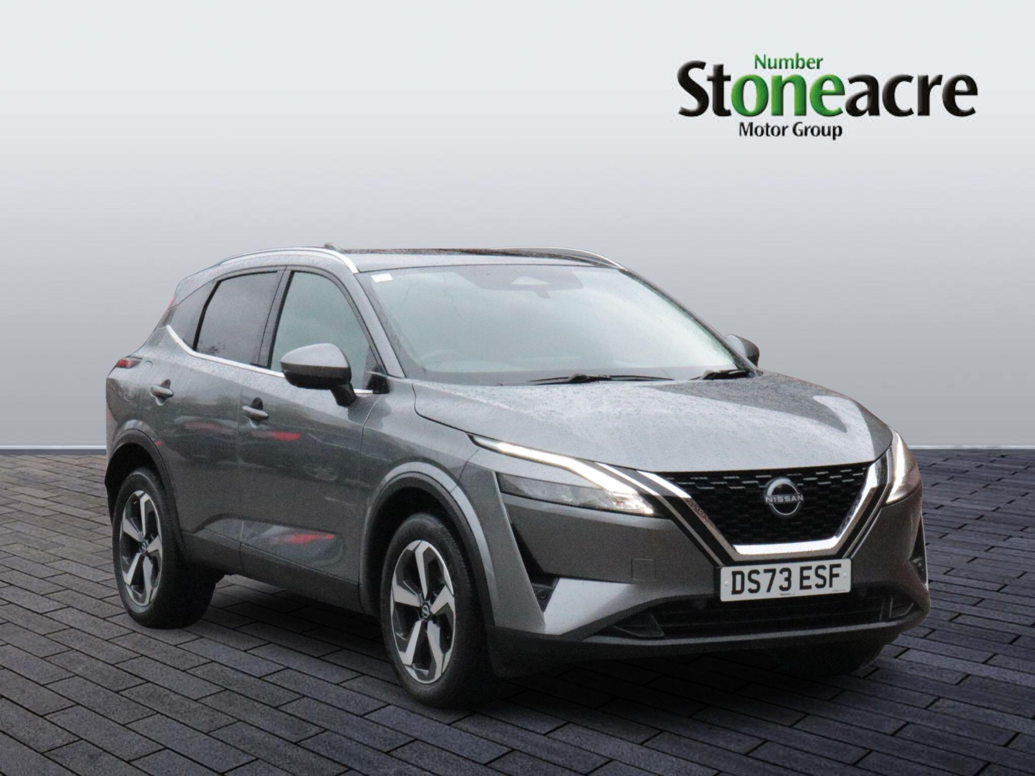 Nissan Qashqai 1.3 DiG-T MH N-Connecta 5dr DS73ESF Image 1