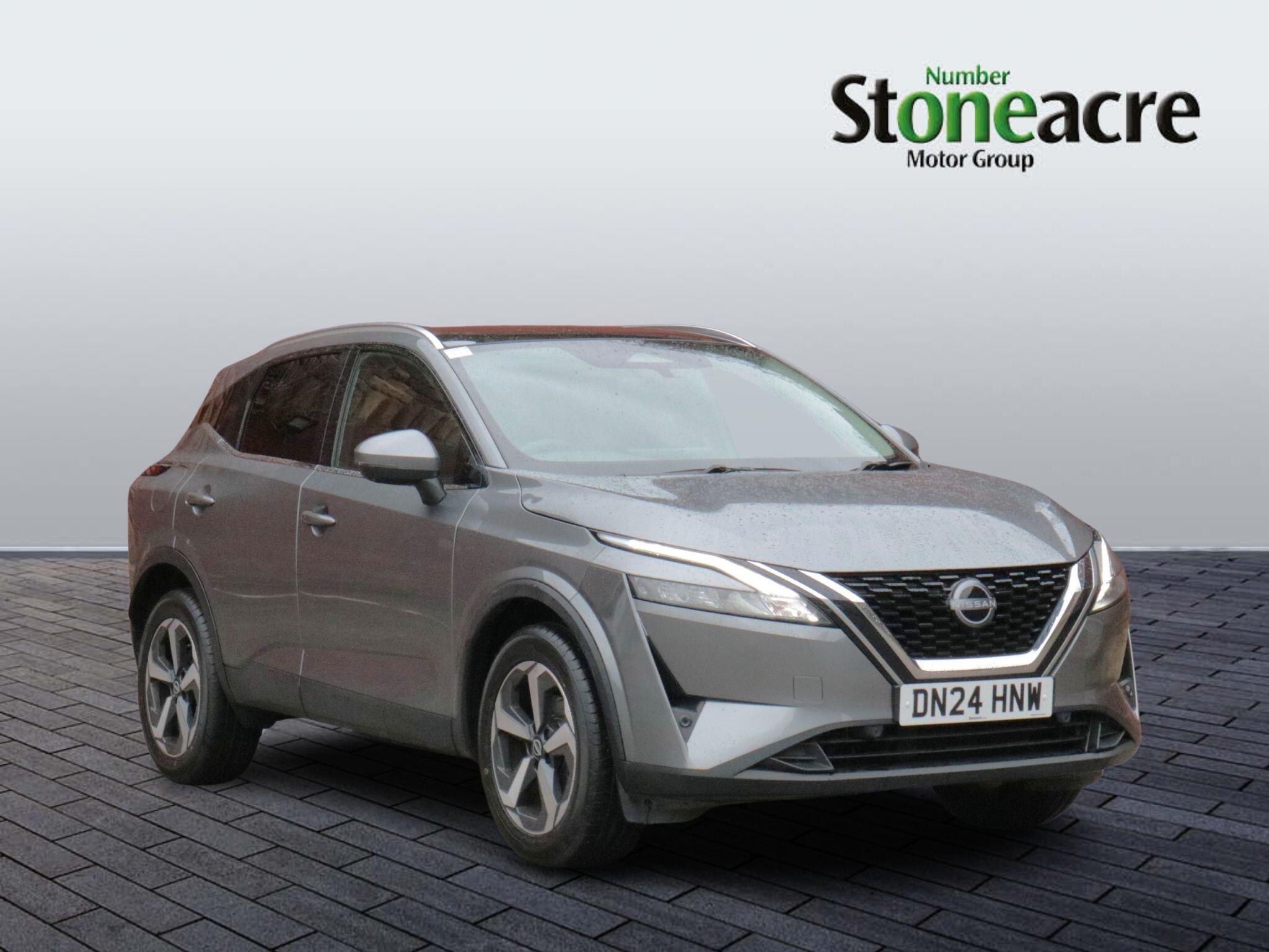 Nissan Qashqai 1.3 DiG-T MH N-Connecta 5dr DN24HNW Image 1