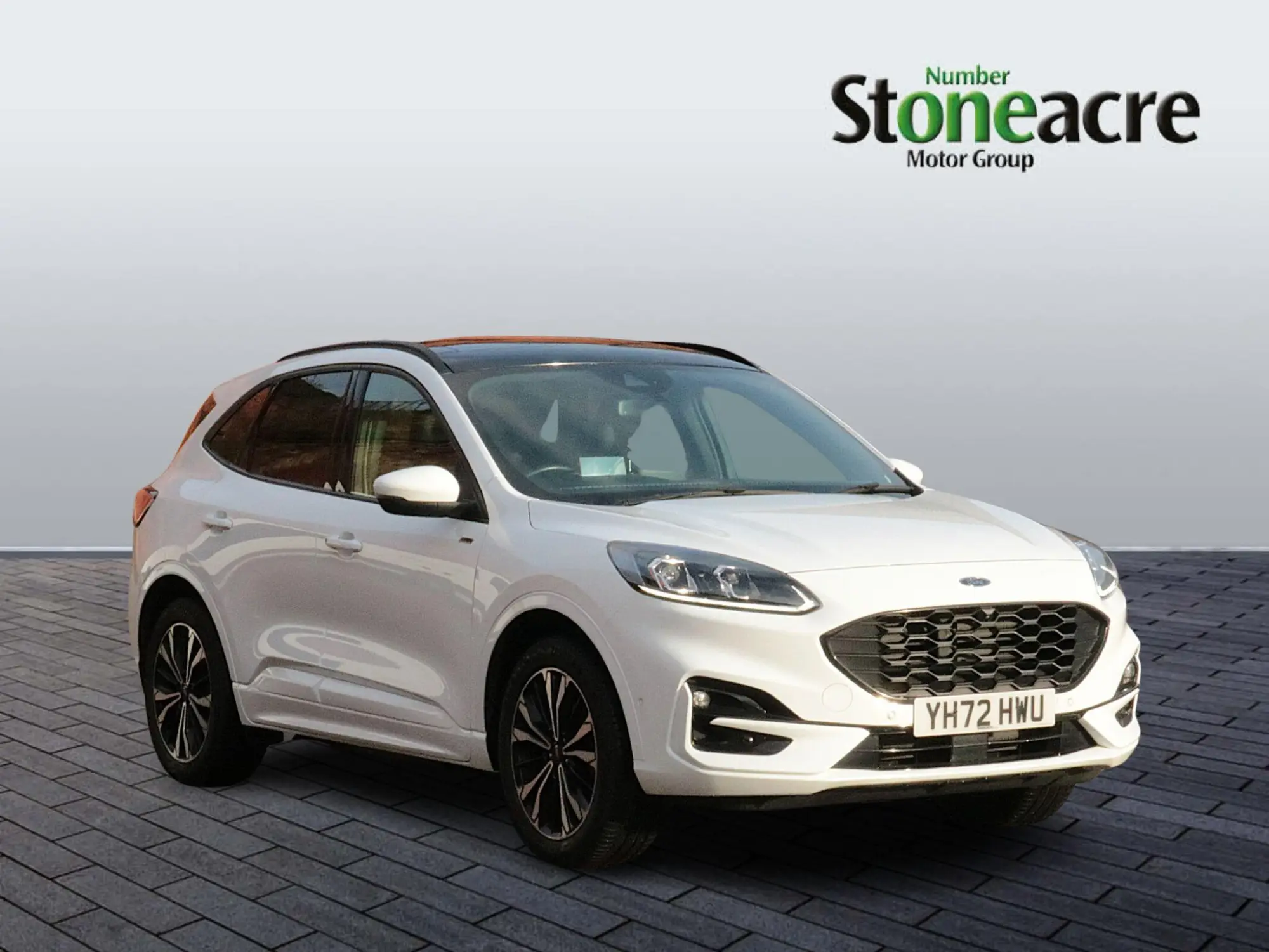 Ford Kuga Plug-in Hybrid 2.5 PHEV ST-Line X Edition 5dr CVT YH72HWU Image 1