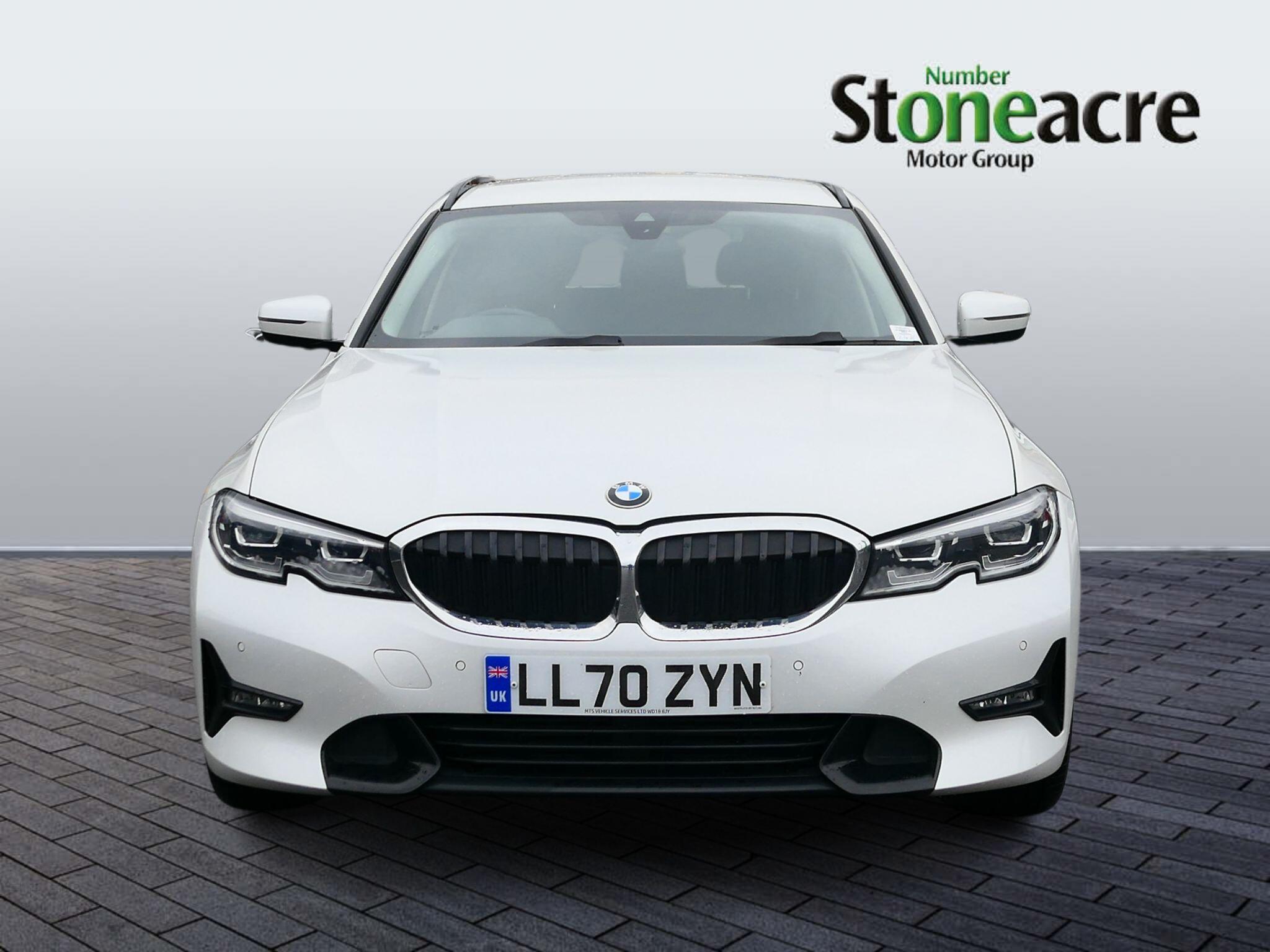 BMW 3 Series 2.0 320i Sport Touring Auto Euro 6 (s/s) 5dr LL70ZYN Image 2