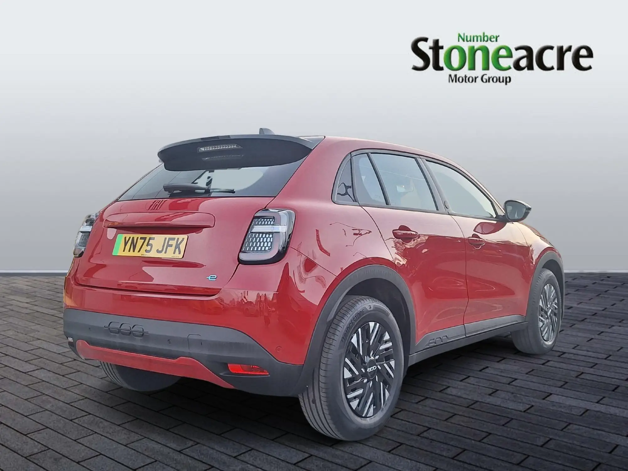 Fiat 600e 54kWh RED Auto 5dr YN75JFK Image 3