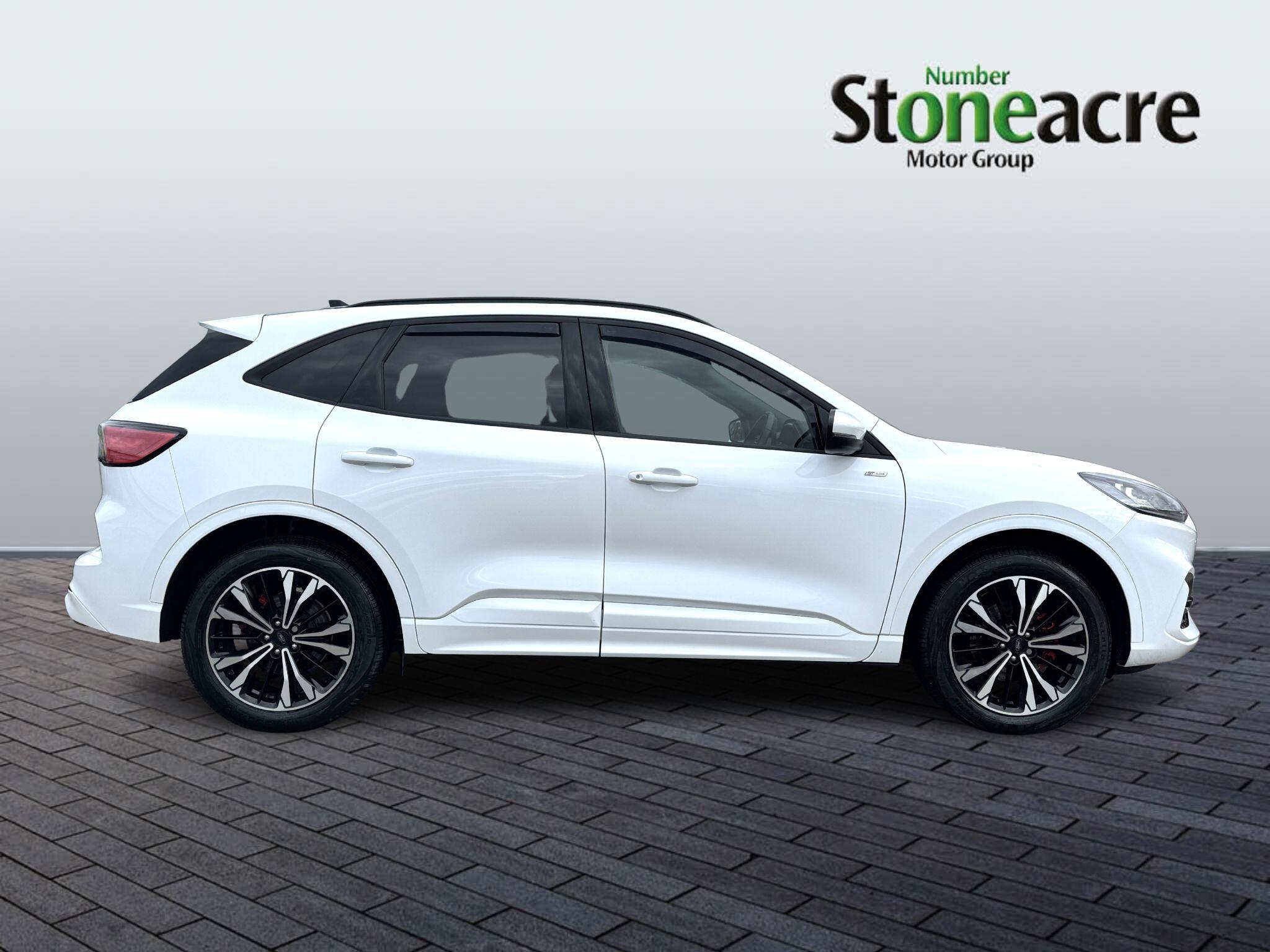 Ford Kuga Plug-in Hybrid 2.5 PHEV ST-Line X Edition 5dr CVT YS24VTU Image 2