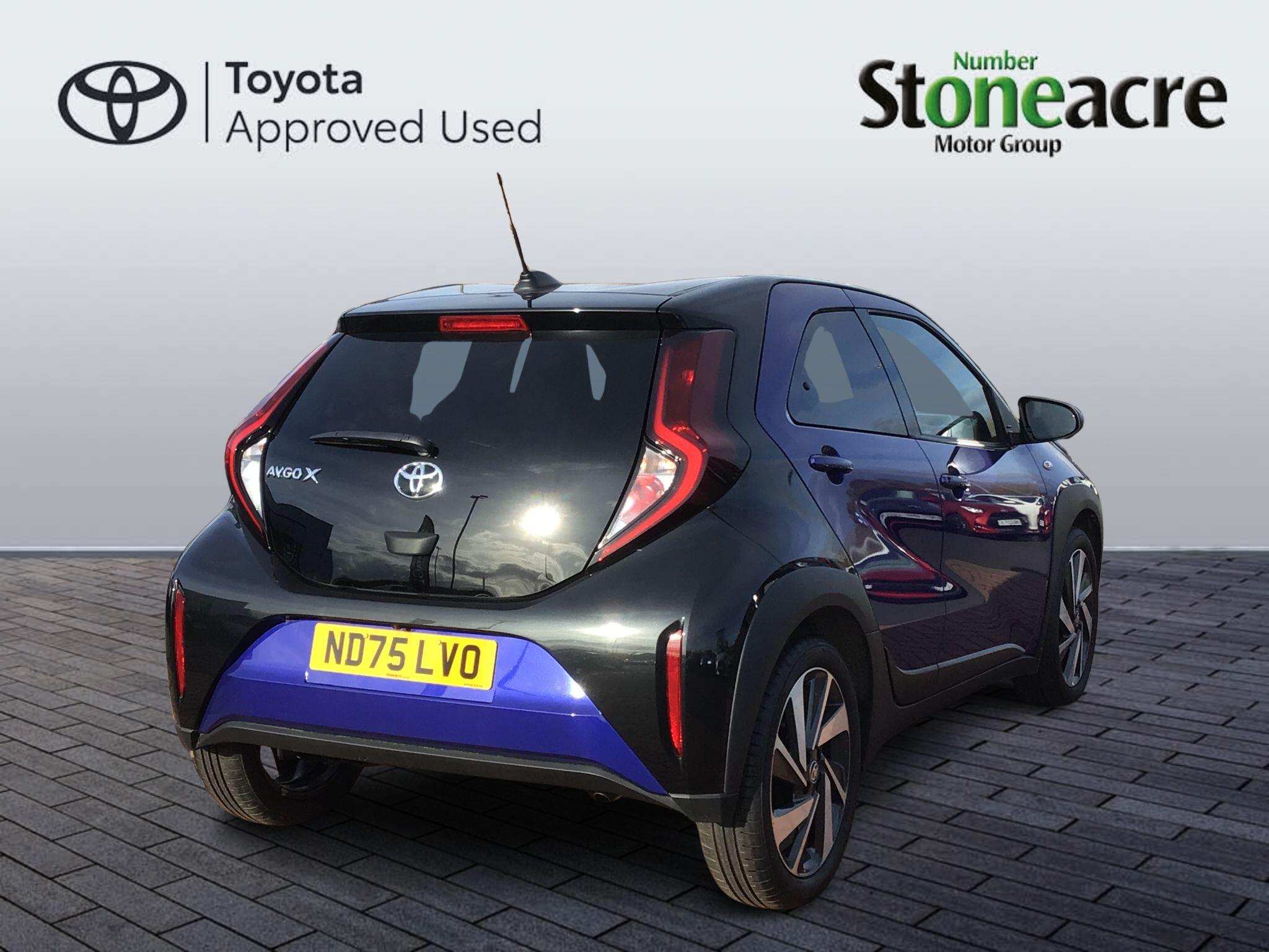 Toyota Aygo X 1.0 VVT-i Edge 5dr ND75LVO Image 2