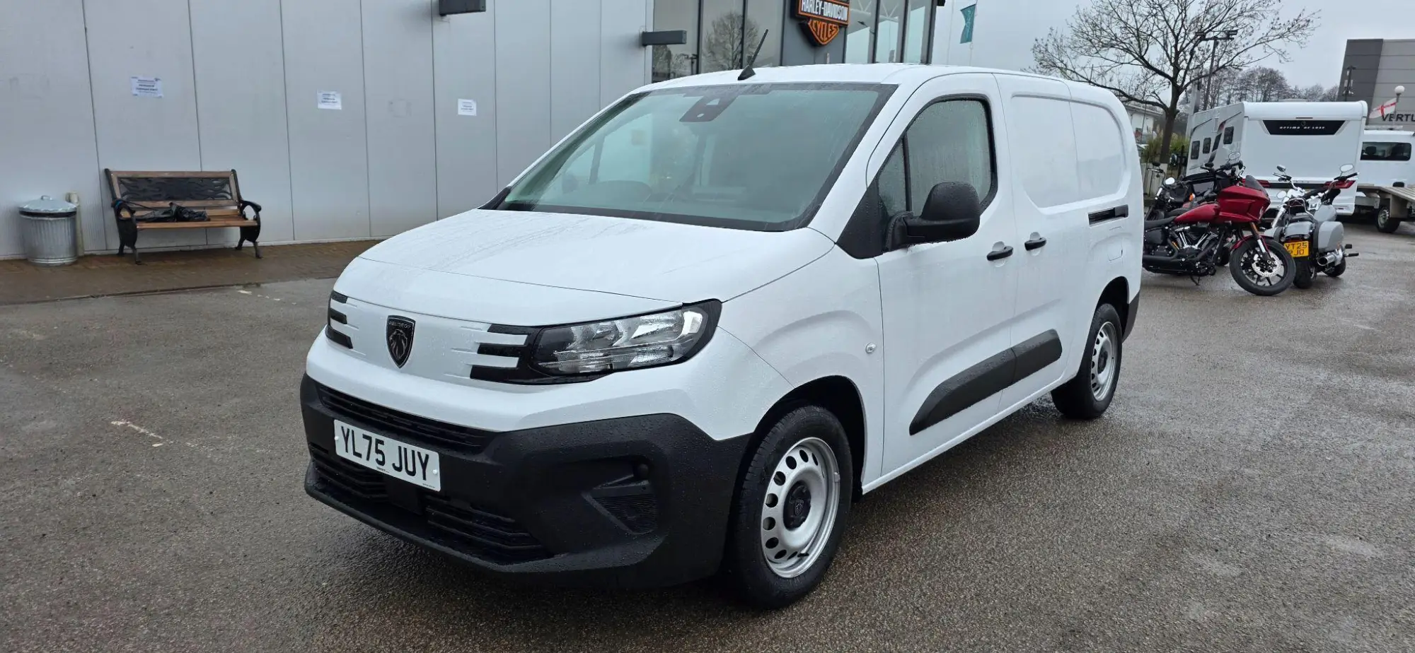 Peugeot Partner 1.5 BlueHDi 950 Professional Long Panel Van LWB Euro 6 (s/s) 6dr YL75JUY Image 3