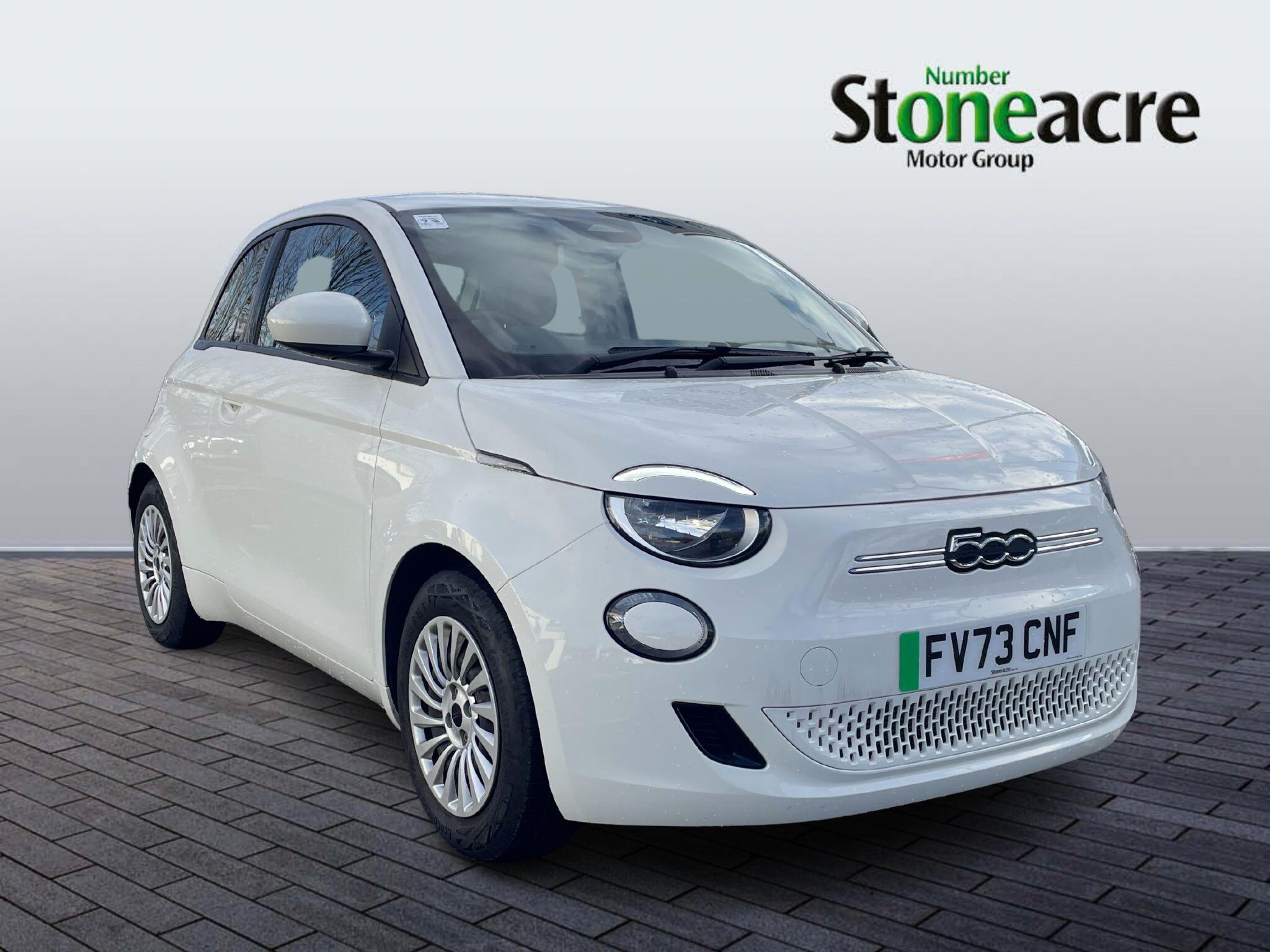 Fiat 500e 70kW Action 24kWh 3dr Auto FV73CNF Image 1