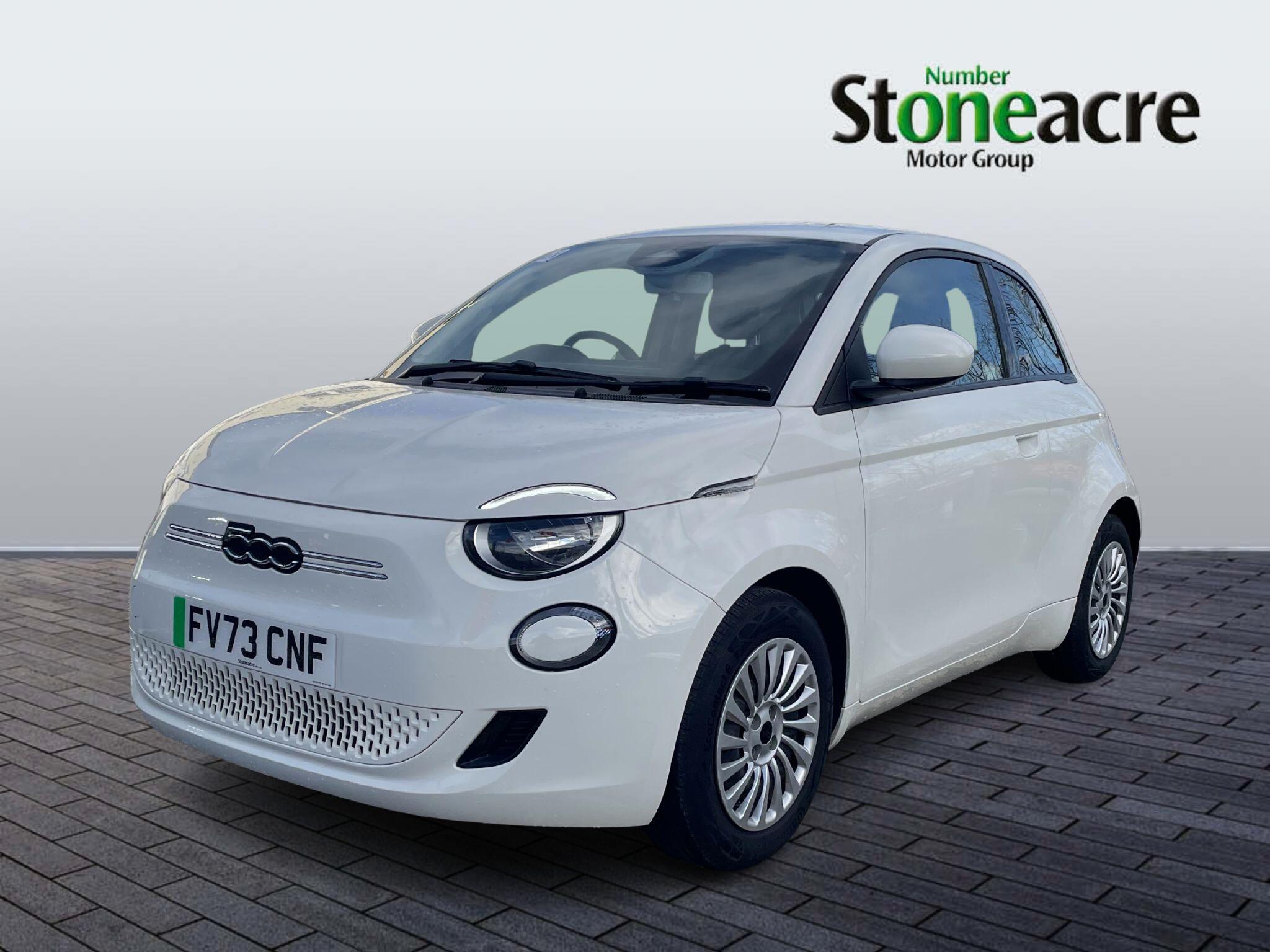 Fiat 500e 70kW Action 24kWh 3dr Auto FV73CNF Image 3