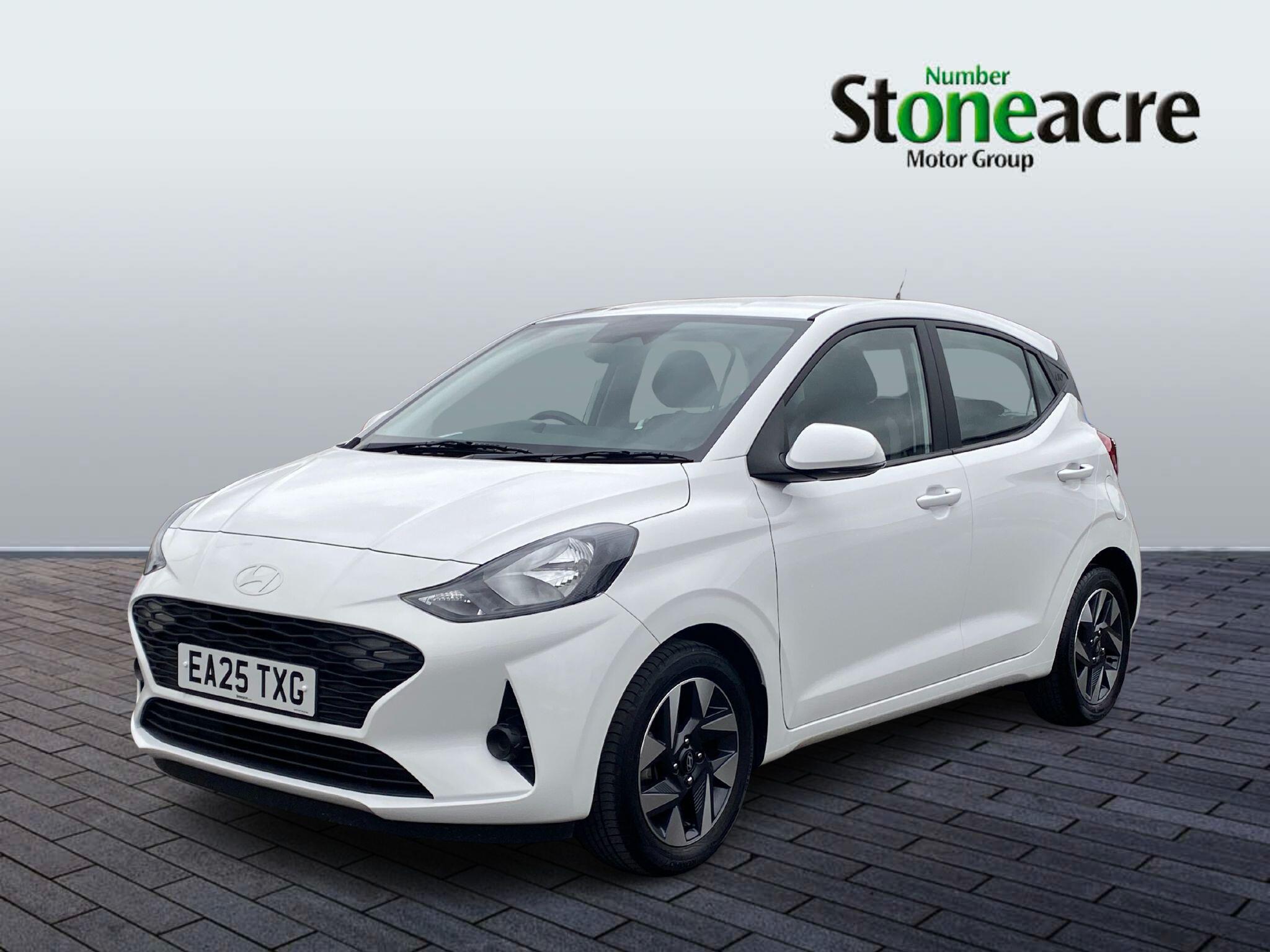 Hyundai i10 1.2 Advance Auto Euro 6 (s/s) 5dr EA25TXG Image 3