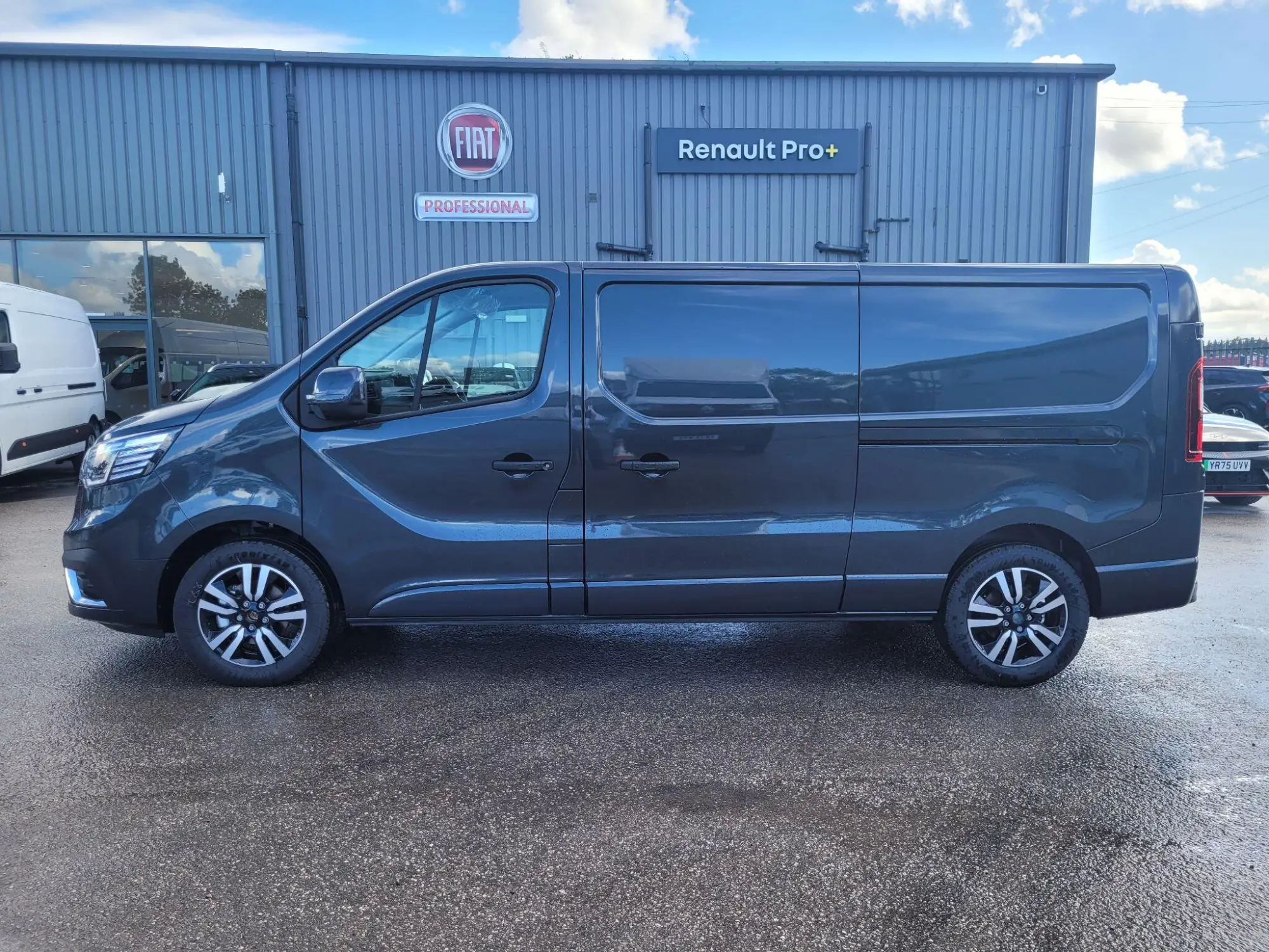 Renault Trafic Image 13 Renault Trafic Image 13