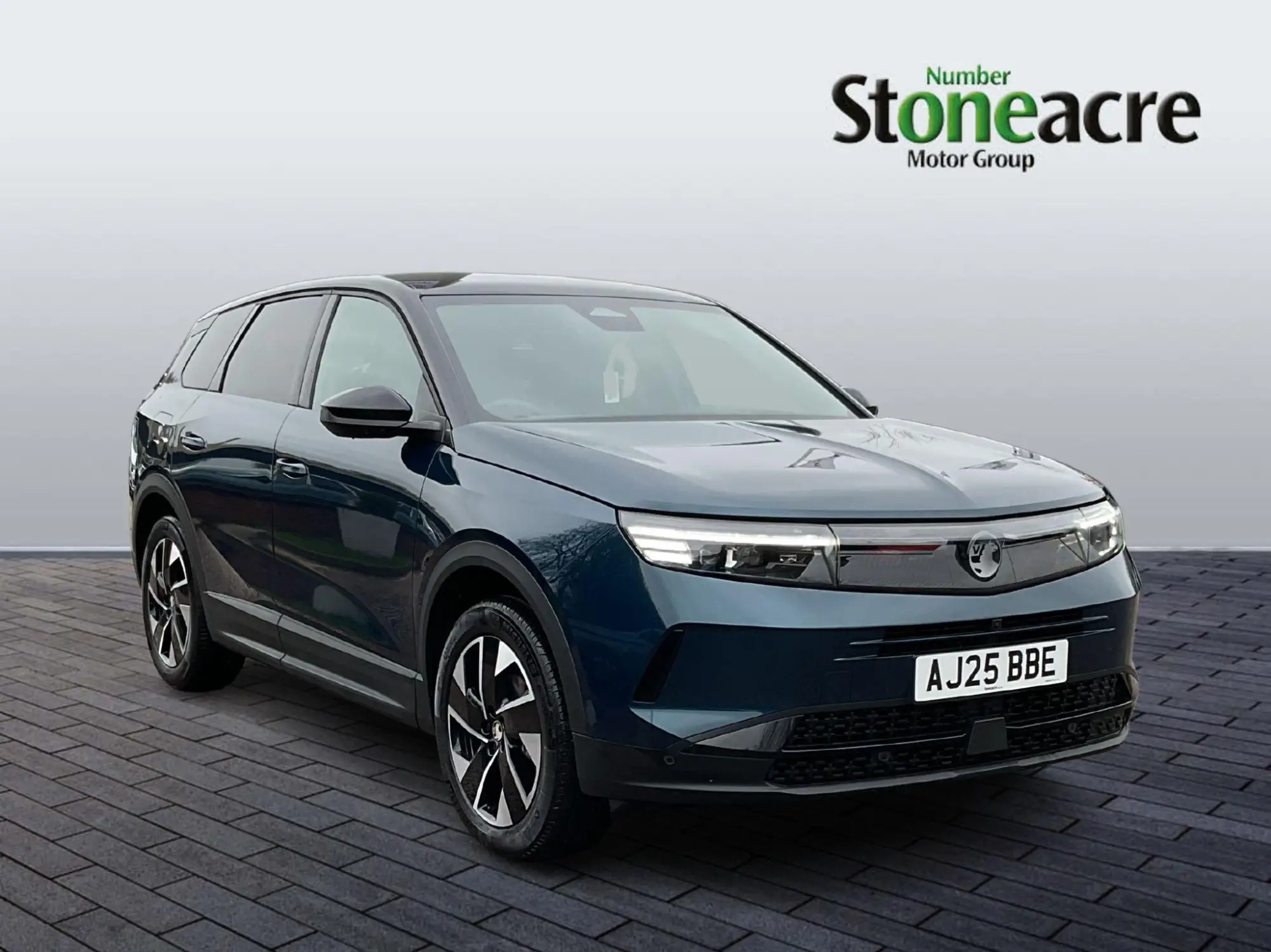 Vauxhall Grandland 1.2 MHEV Ultimate e-DCT Euro 6 (s/s) 5dr AJ25BBE Image 1