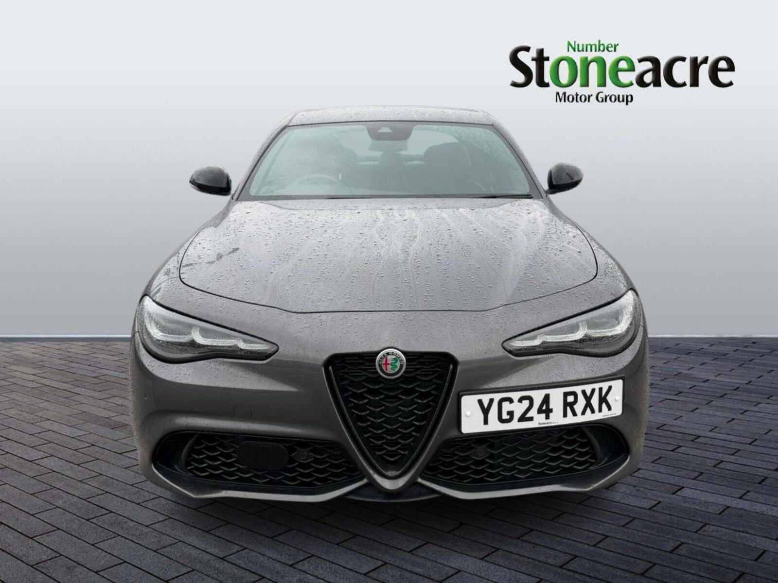 Alfa Romeo Giulia 2.0T Sprint Auto Euro 6 (s/s) 4dr YG24RXK Image 2