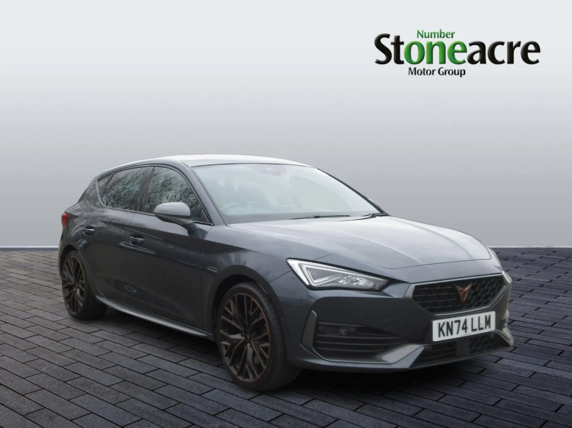 CUPRA Leon 1.4 eHybrid 12.8kWh VZ2 Design Edition DSG Euro 6 (s/s) 5dr KN74LLM Image 1