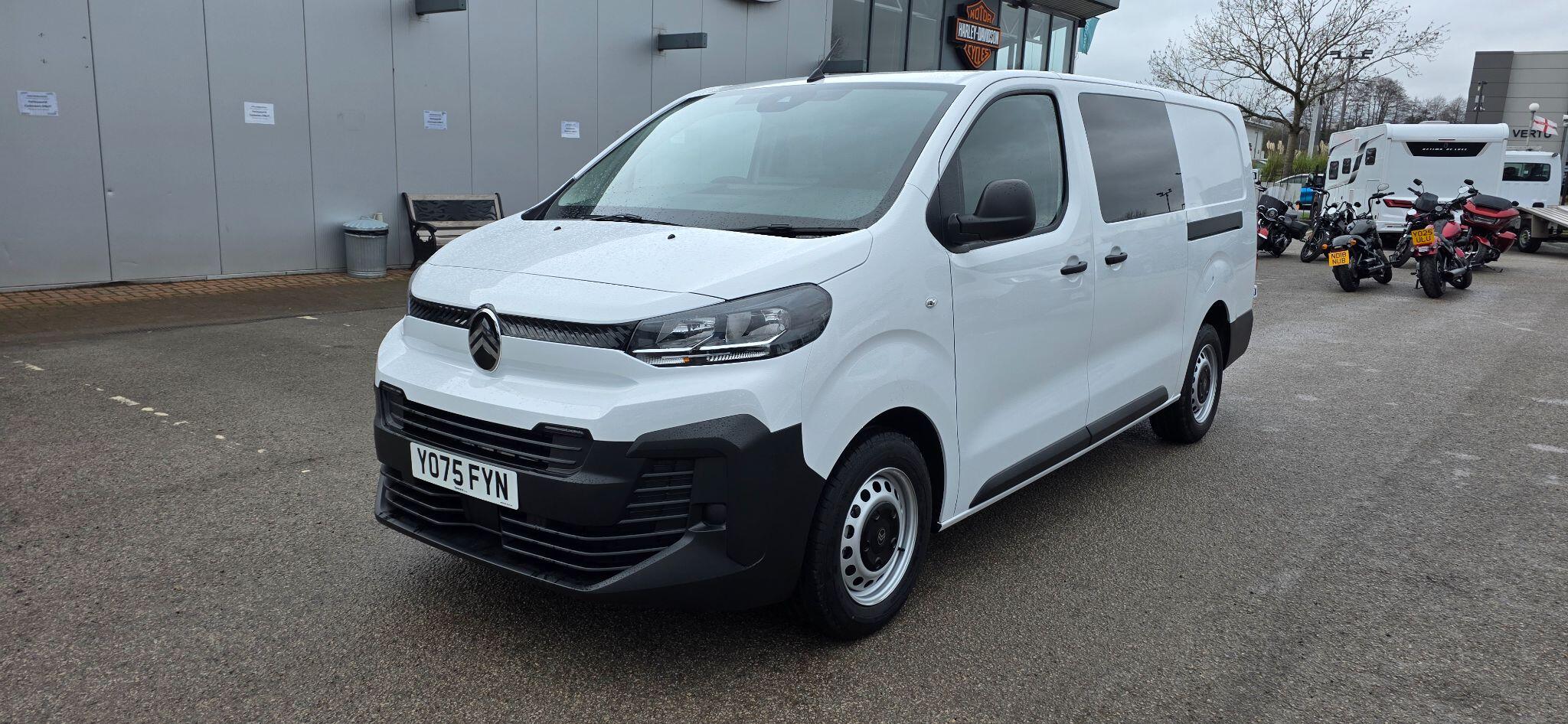 Citroen Dispatch 2.0 BlueHDi Enterprise XL Crew Van LWB Euro 6 6dr YO75FYN Image 3