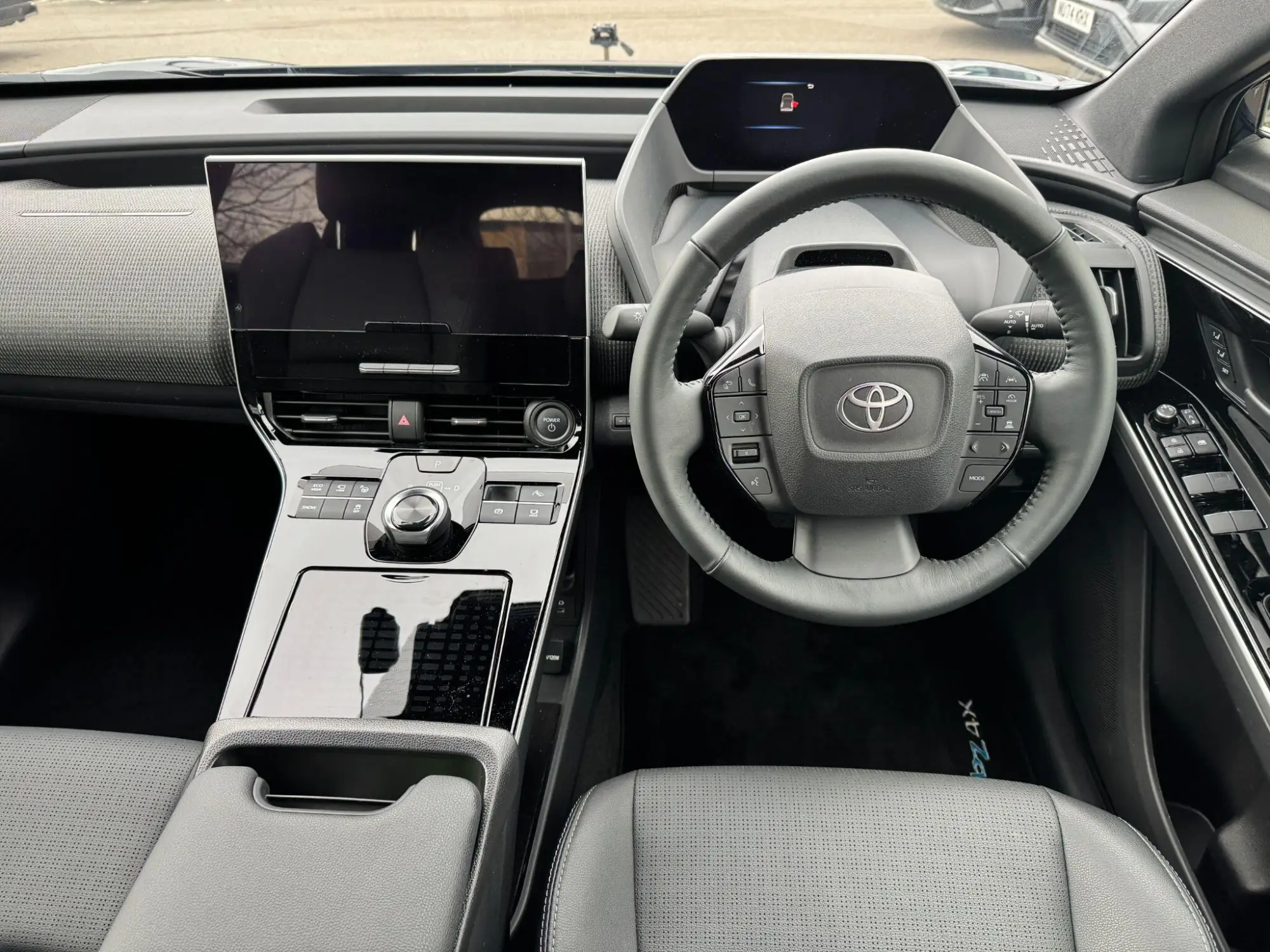 Toyota bZ4X Image 15