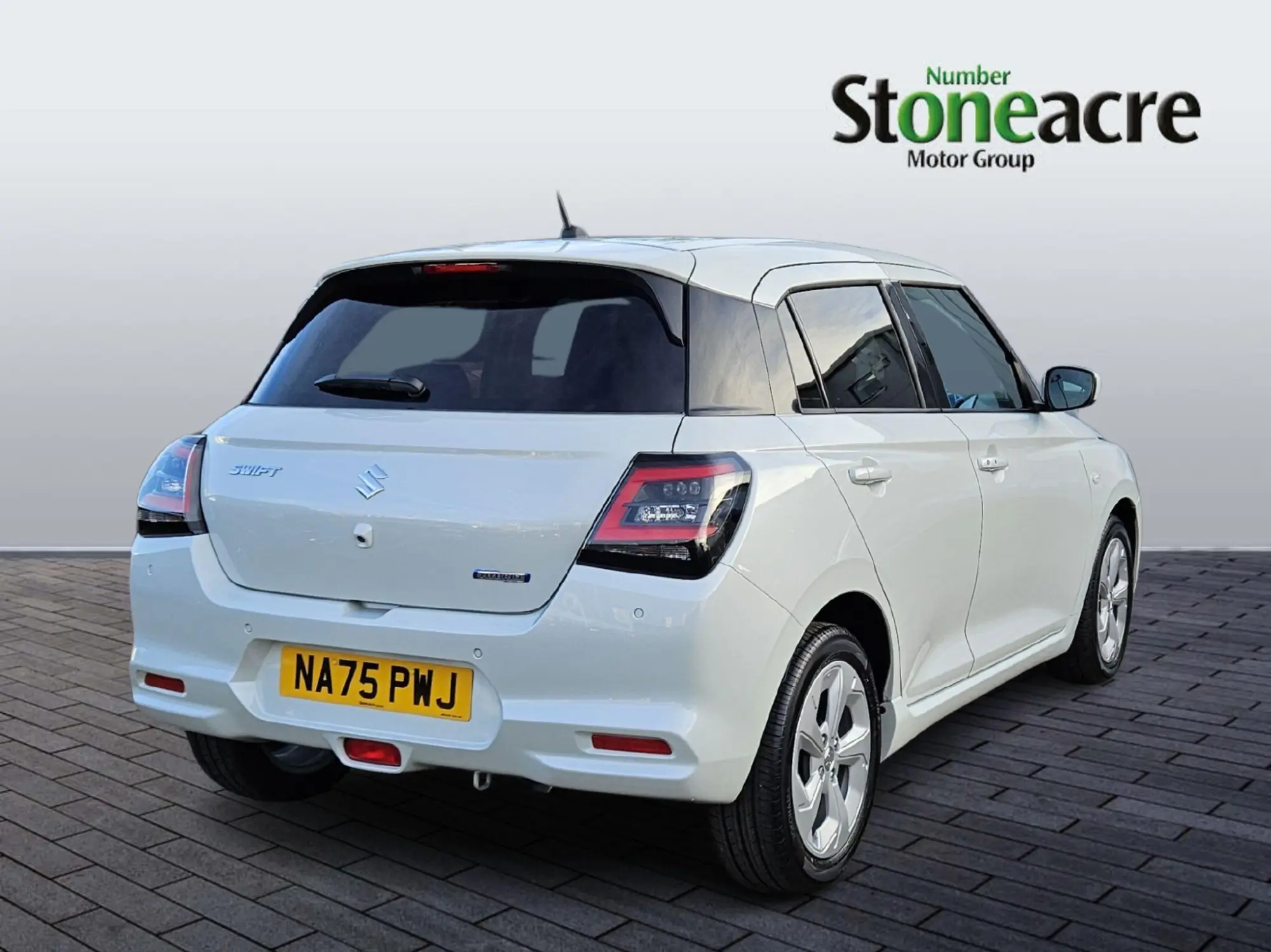 Suzuki Swift 1.2 MHEV Motion Euro 6 (s/s) 5dr NA75PWJ Image 3