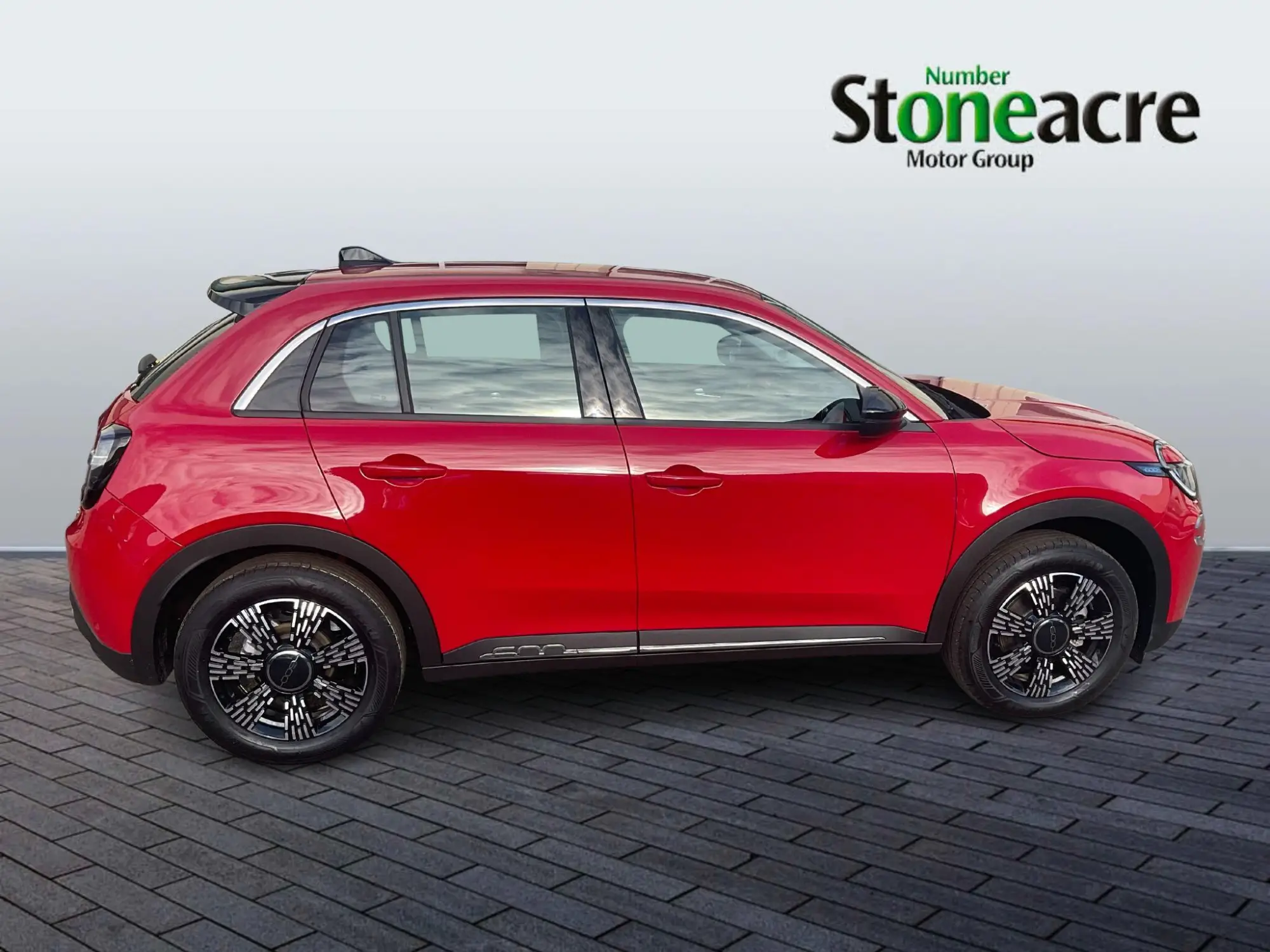 Fiat 600 1.2 MHEV e-DCT Euro 6 (s/s) 5dr FG25YZC Image 2