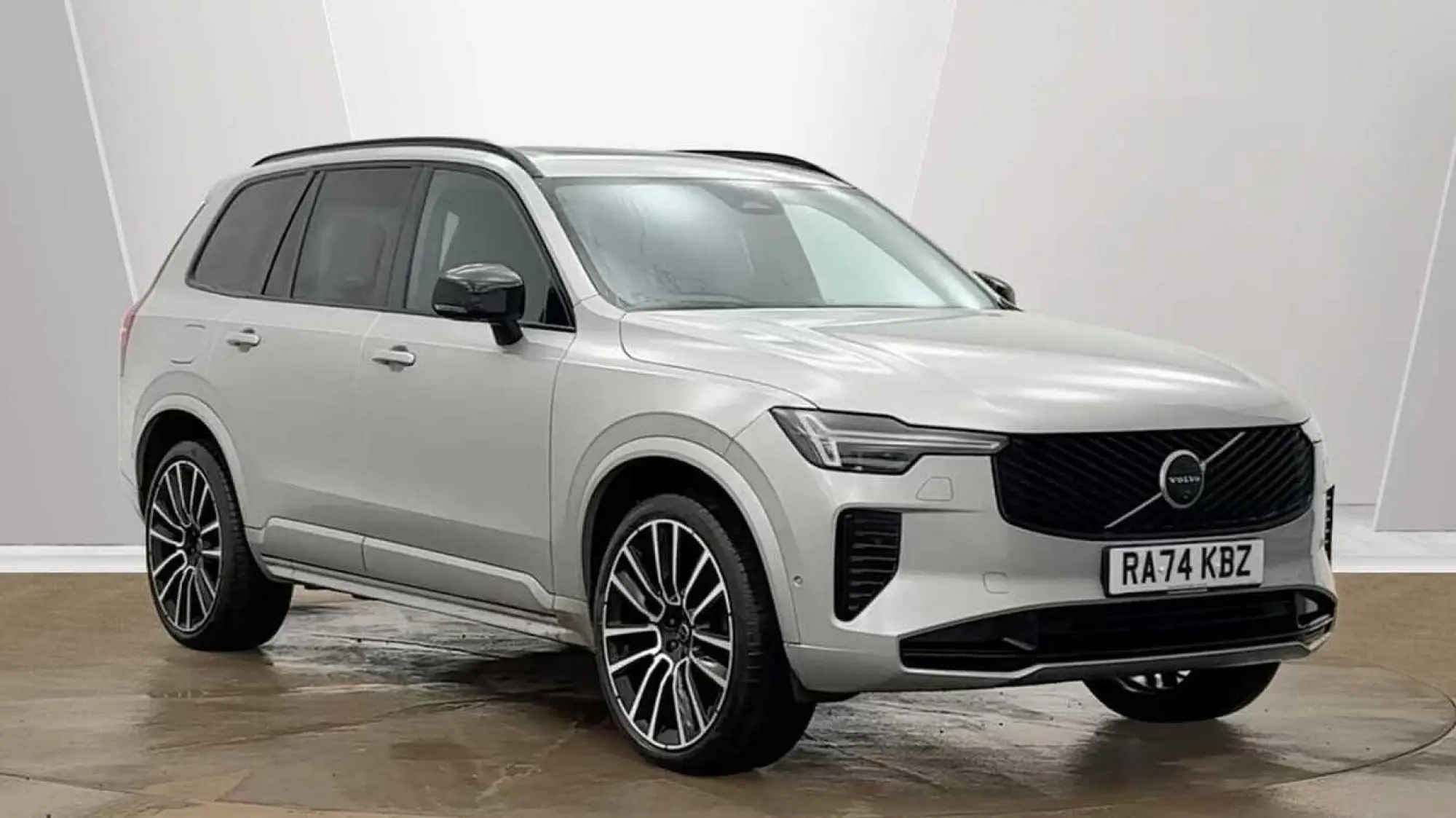 Volvo XC90 2.0 B5 MHEV Ultra Dark Auto 4WD Euro 6 (s/s) 5dr RA74KBZ Image 1