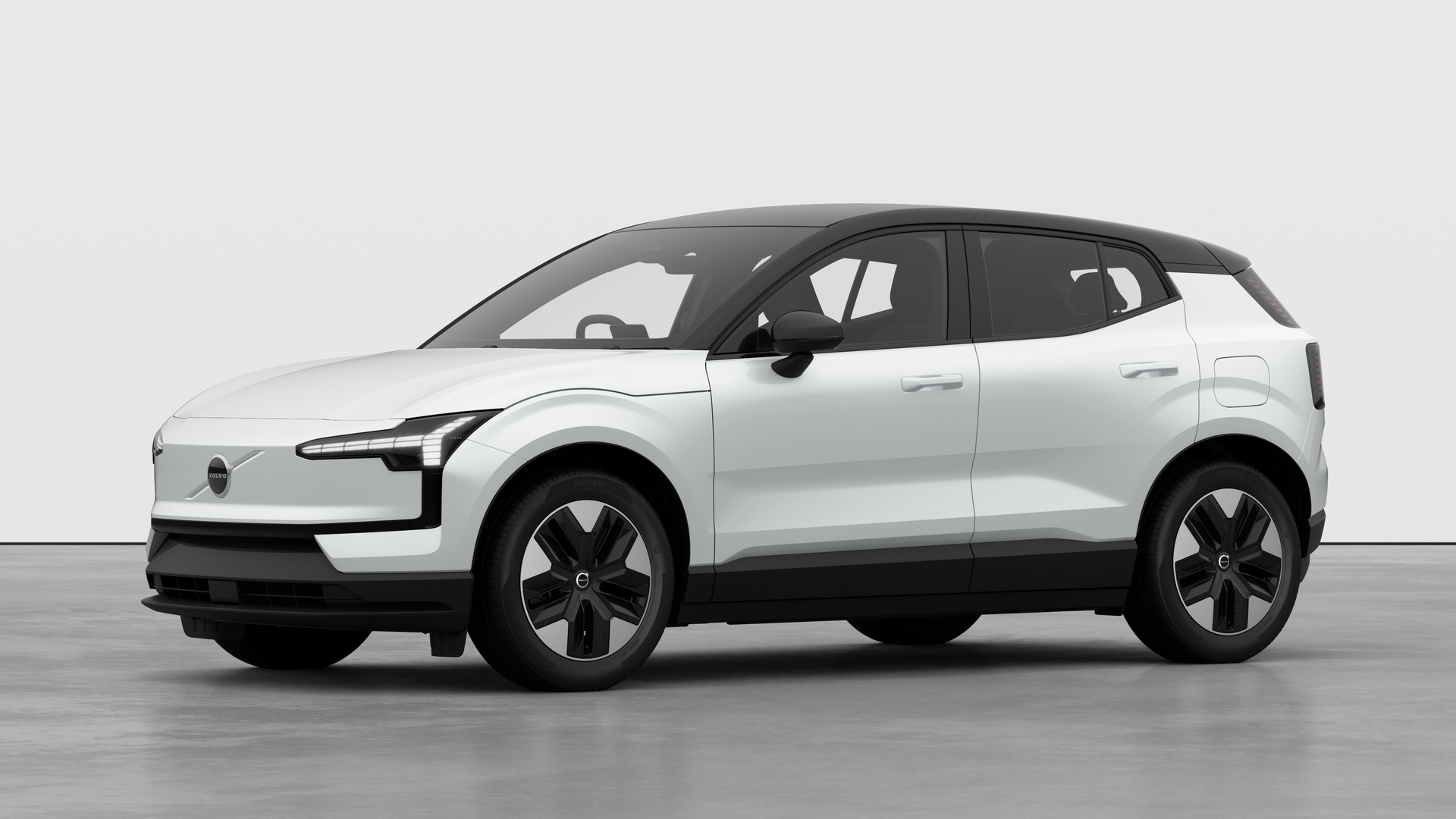 Volvo EX30 200kW Single Motor Plus 51kWh 5dr Auto Image 1