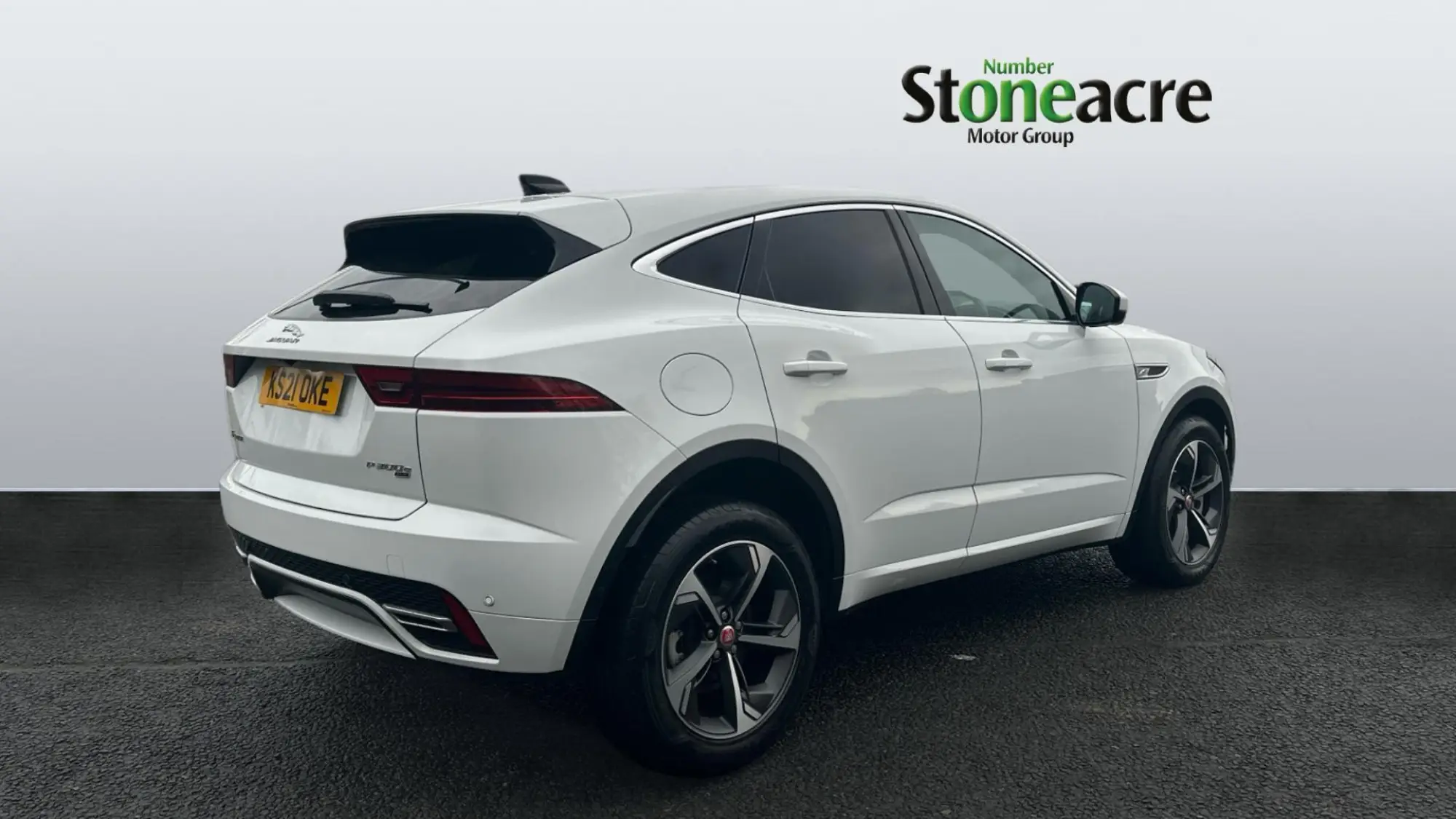 Jaguar E-Pace 1.5 P300e 12.17kWh R-Dynamic SE Auto AWD Euro 6 (s/s) 5dr KS21OKE Image 2