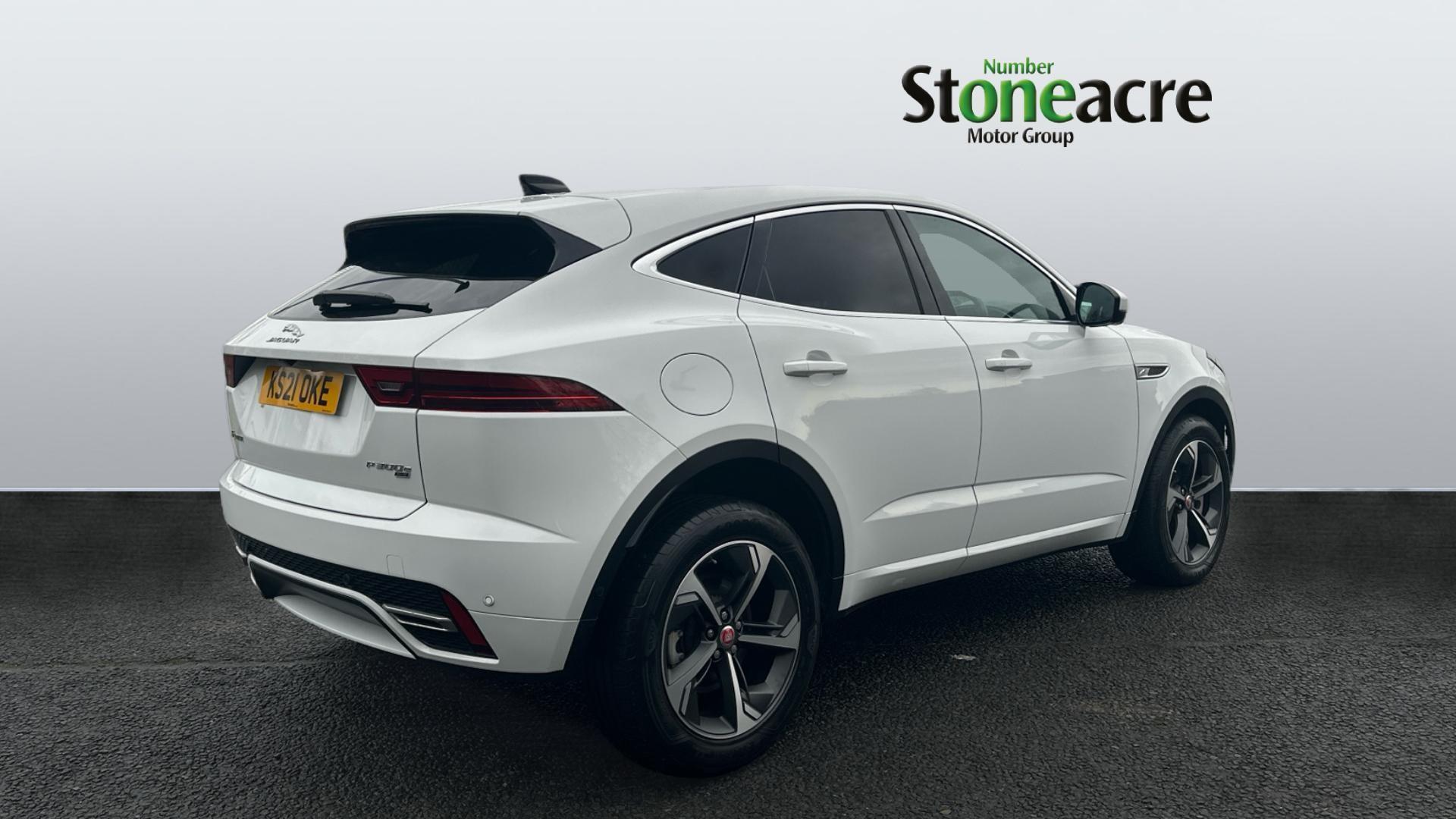 Jaguar E-Pace 1.5 P300e 12.17kWh R-Dynamic SE Auto AWD Euro 6 (s/s) 5dr KS21OKE Image 2