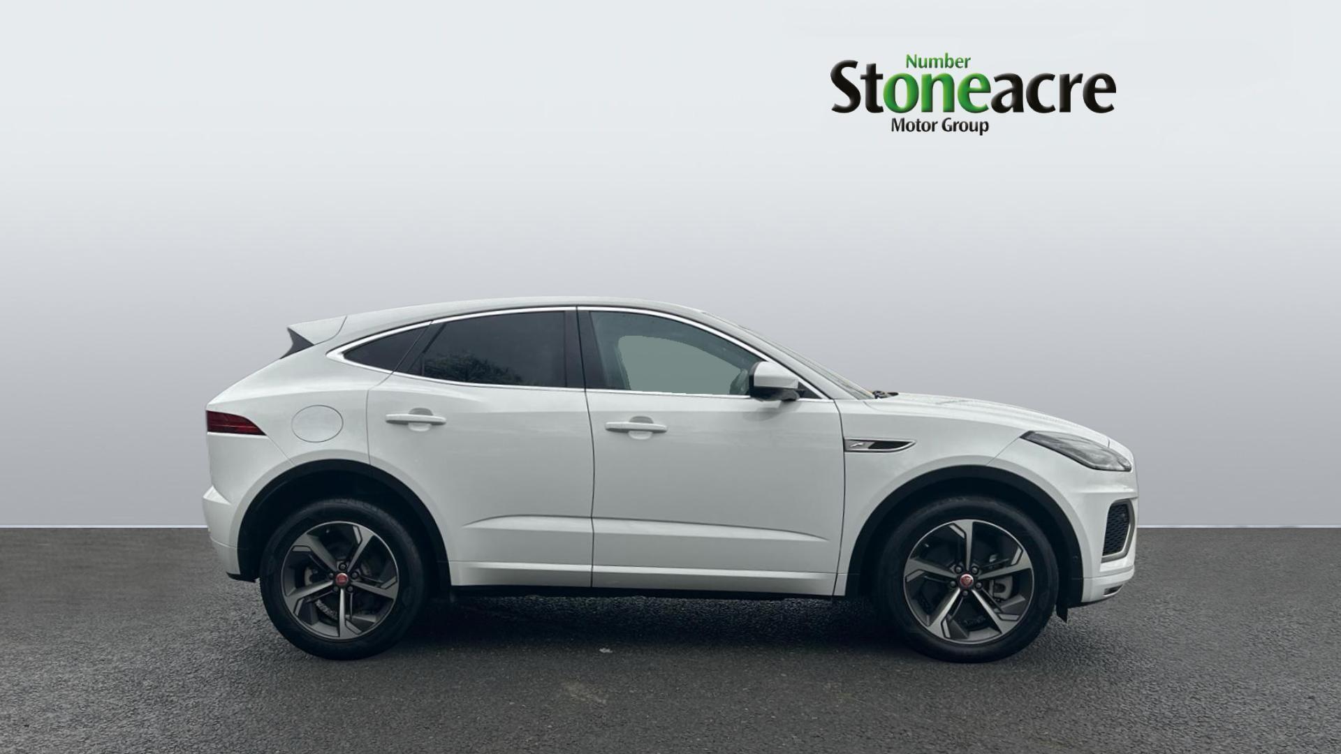 Jaguar E-Pace 1.5 P300e 12.17kWh R-Dynamic SE Auto AWD Euro 6 (s/s) 5dr KS21OKE Image 3