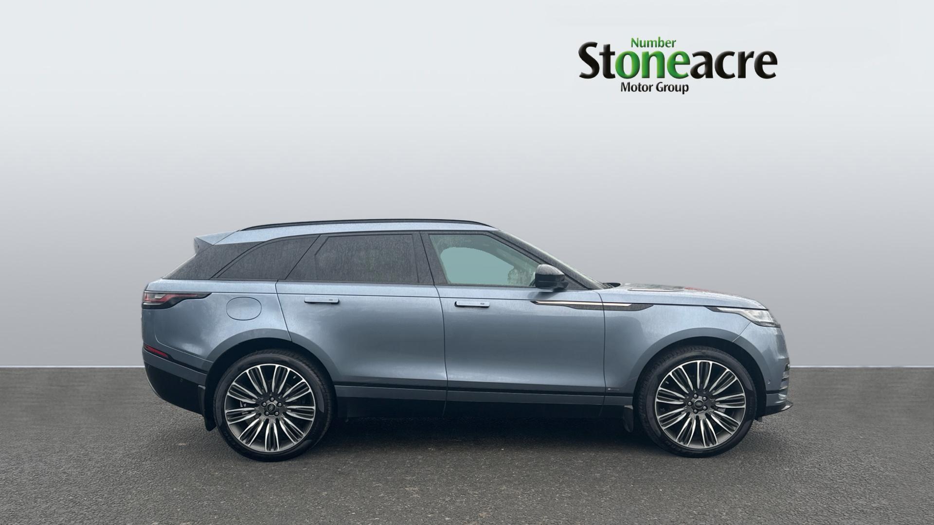 Land Rover Range Rover Velar 2.0 D240 R-Dynamic HSE Auto 4WD Euro 6 (s/s) 5dr MH19ARE Image 3