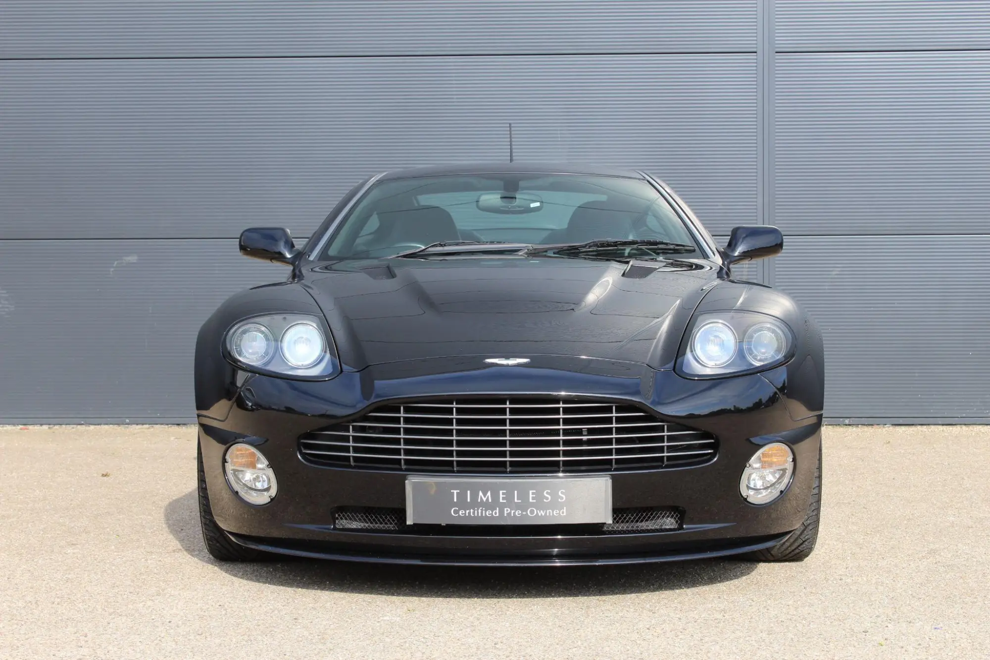Aston Martin Vanquish S V12 2+2 2dr Auto MH05KXJ Image 2