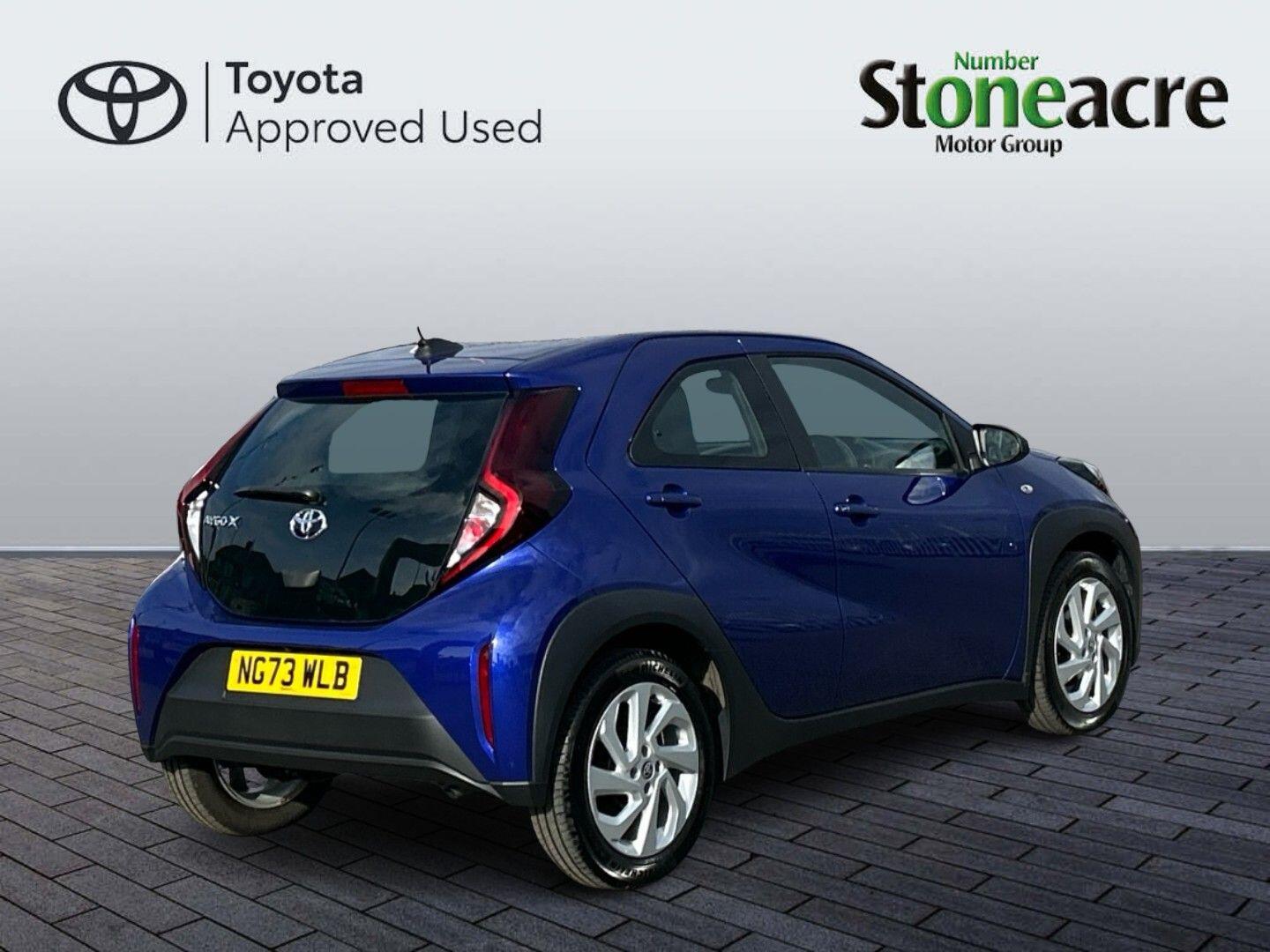Toyota Aygo X 1.0 VVT-i Pure 5dr Auto NG73WLB Image 3