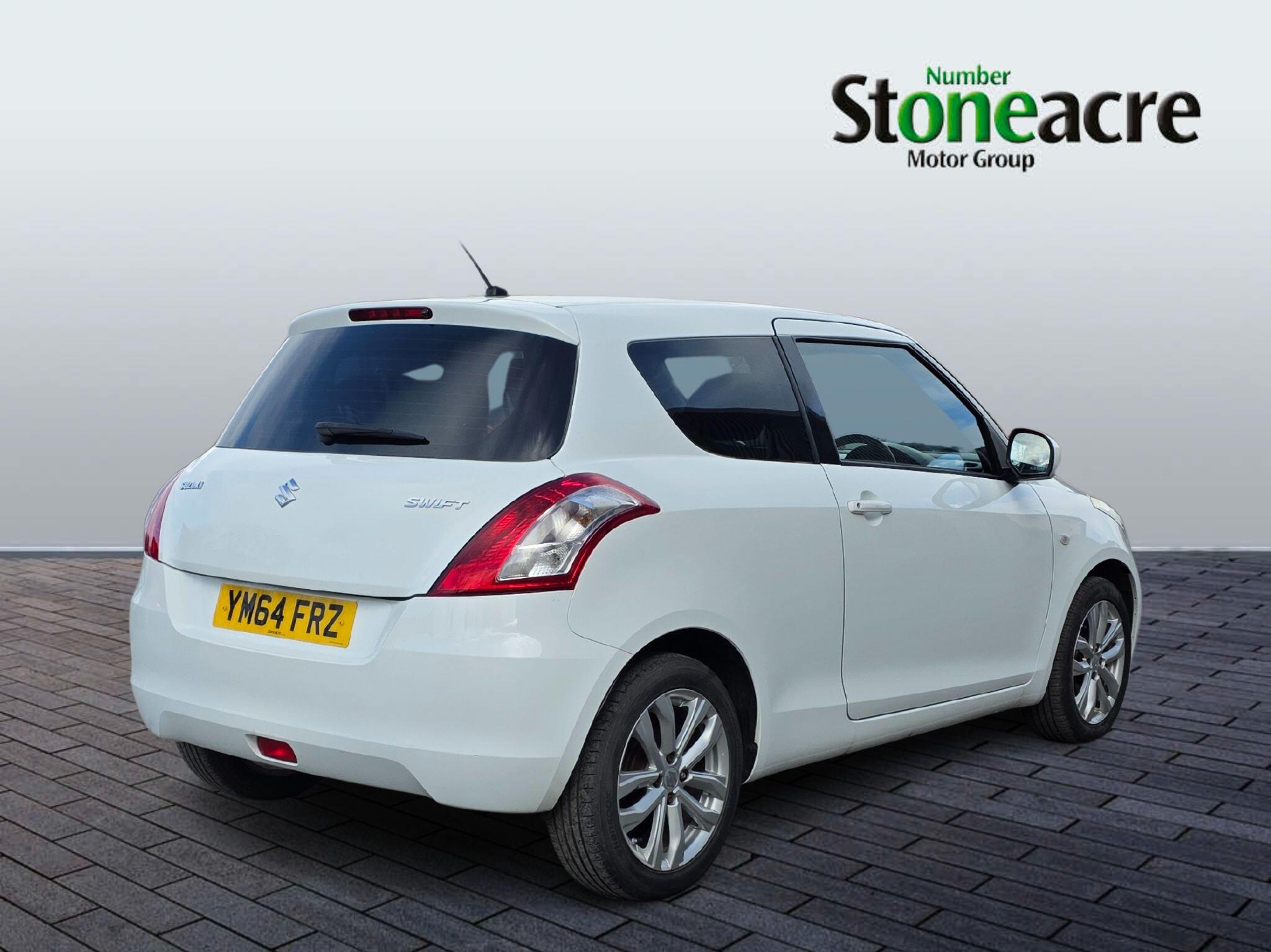 Suzuki Swift 1.2 SZ3 Euro 5 3dr YM64FRZ Image 3