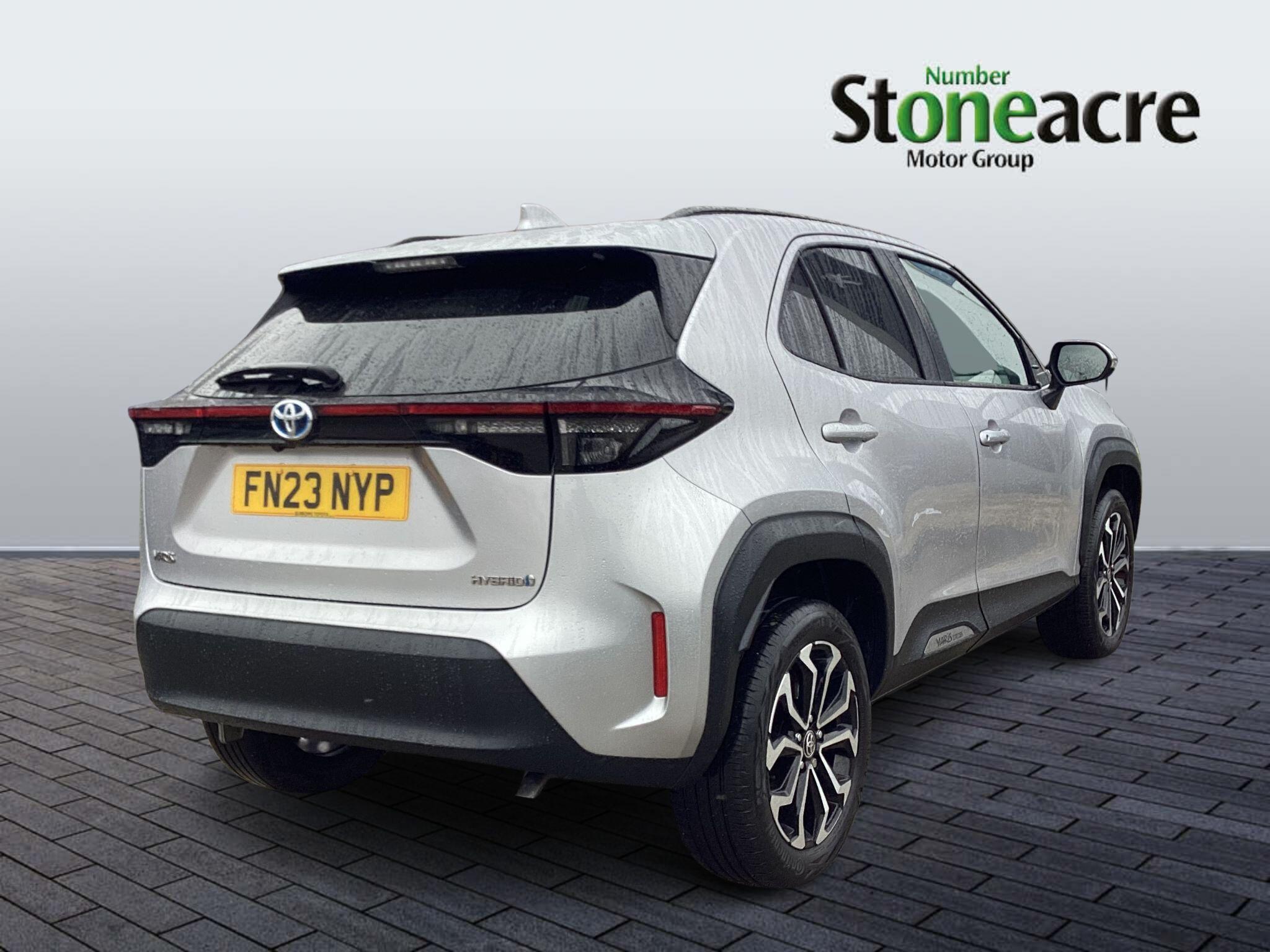 Toyota Yaris Cross 1.5 Hybrid Design 5dr CVT FN23NYP Image 3