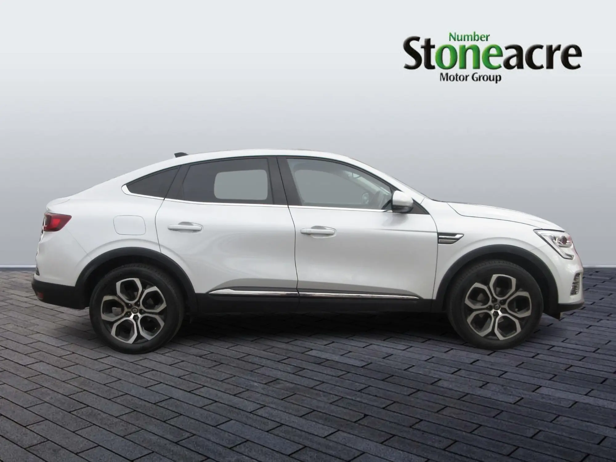 Renault Arkana S Edition TCe Mild-hybrid 140 Auto EDC NU22XZO Image 2