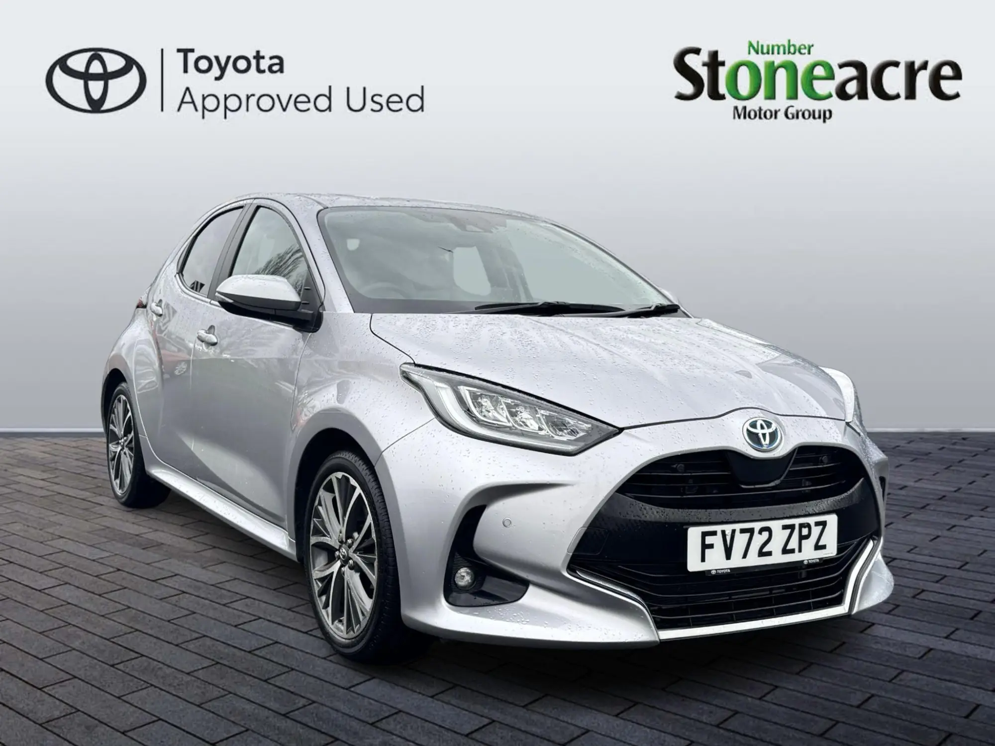 Toyota Yaris 1.5 Hybrid Excel 5dr CVT FV72ZPZ Image 1