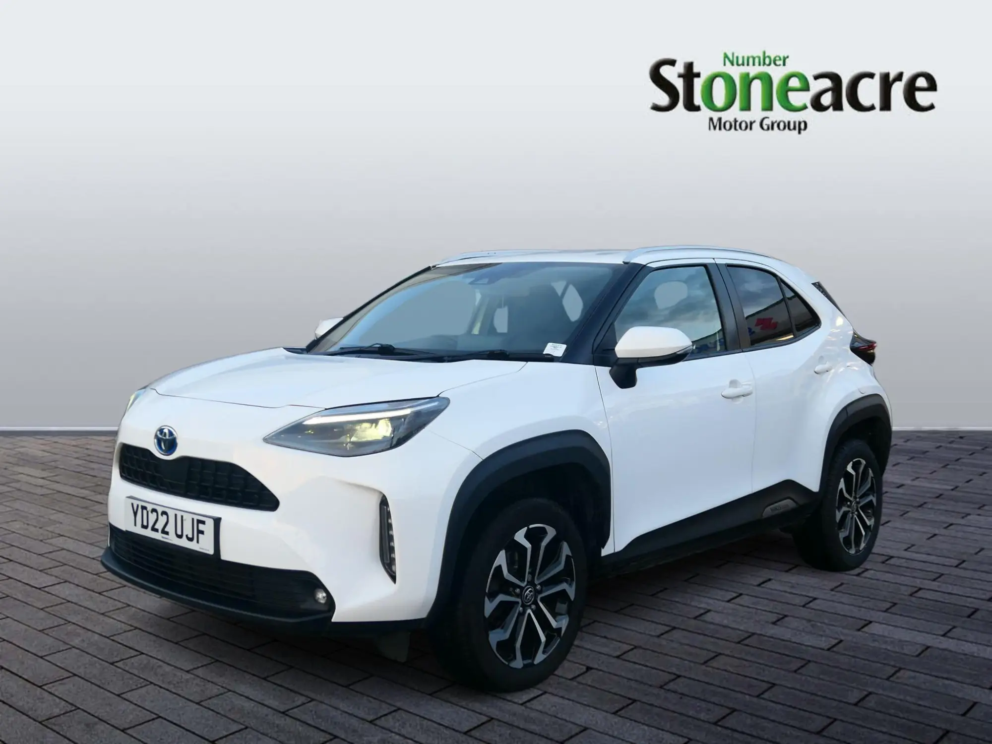 Toyota Yaris Cross 1.5 Hybrid Design 5dr CVT YD22UJF Image 3