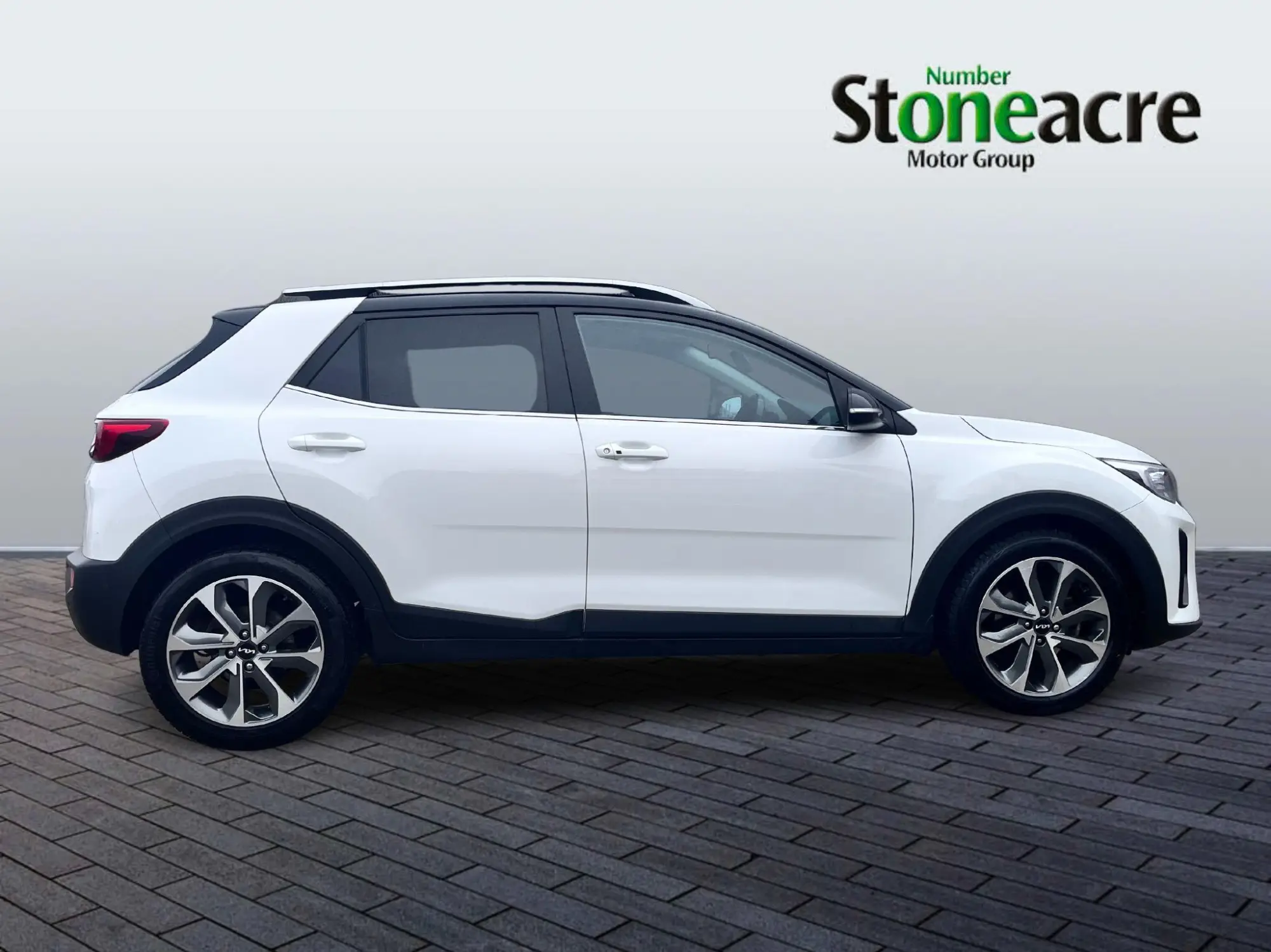 Kia Stonic 1.0 T-GDi MHEV Connect Euro 6 (s/s) 5dr FY22OMP Image 2
