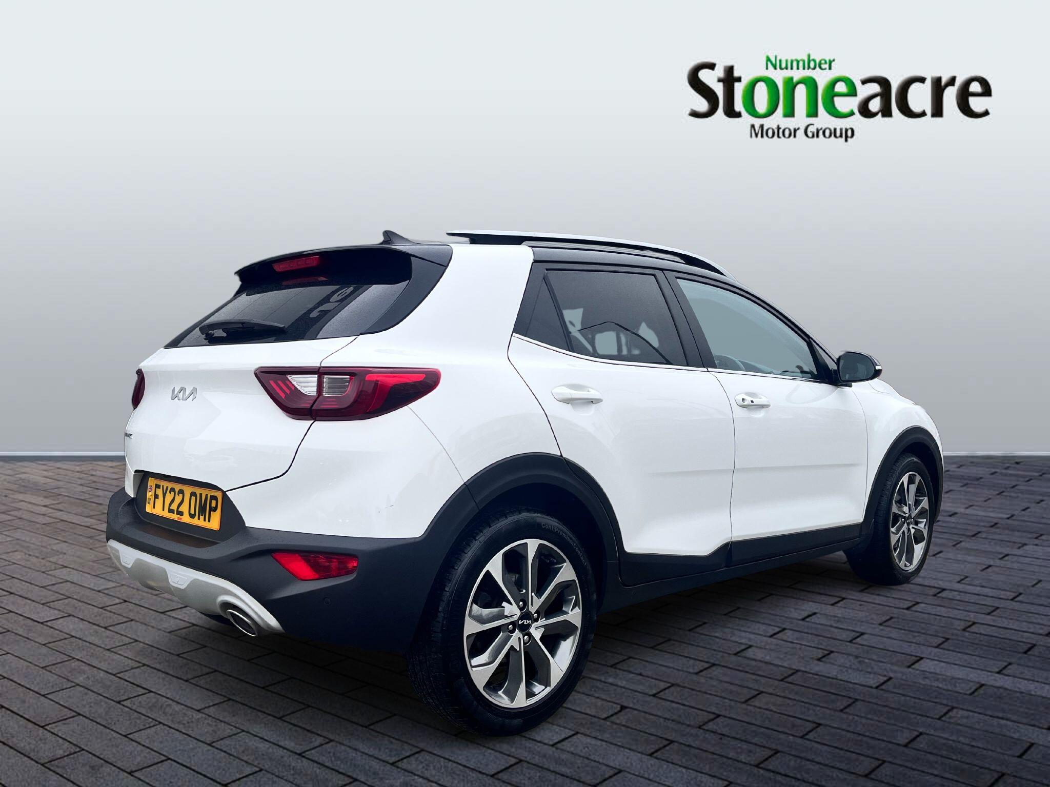 Kia Stonic 1.0 T-GDi MHEV Connect Euro 6 (s/s) 5dr FY22OMP Image 3