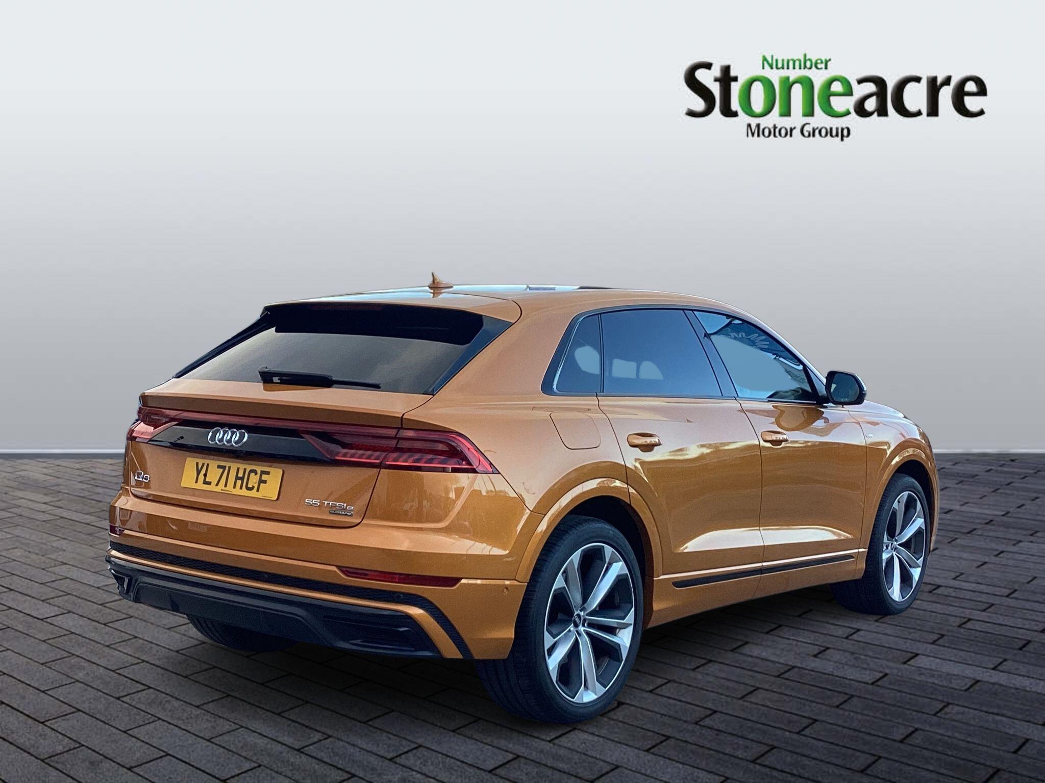 Audi Q8 3.0 TFSIe V6 55 Black Edition Tiptronic quattro Euro 6 (s/s) 5dr 17.9kWh YL71HCF Image 3