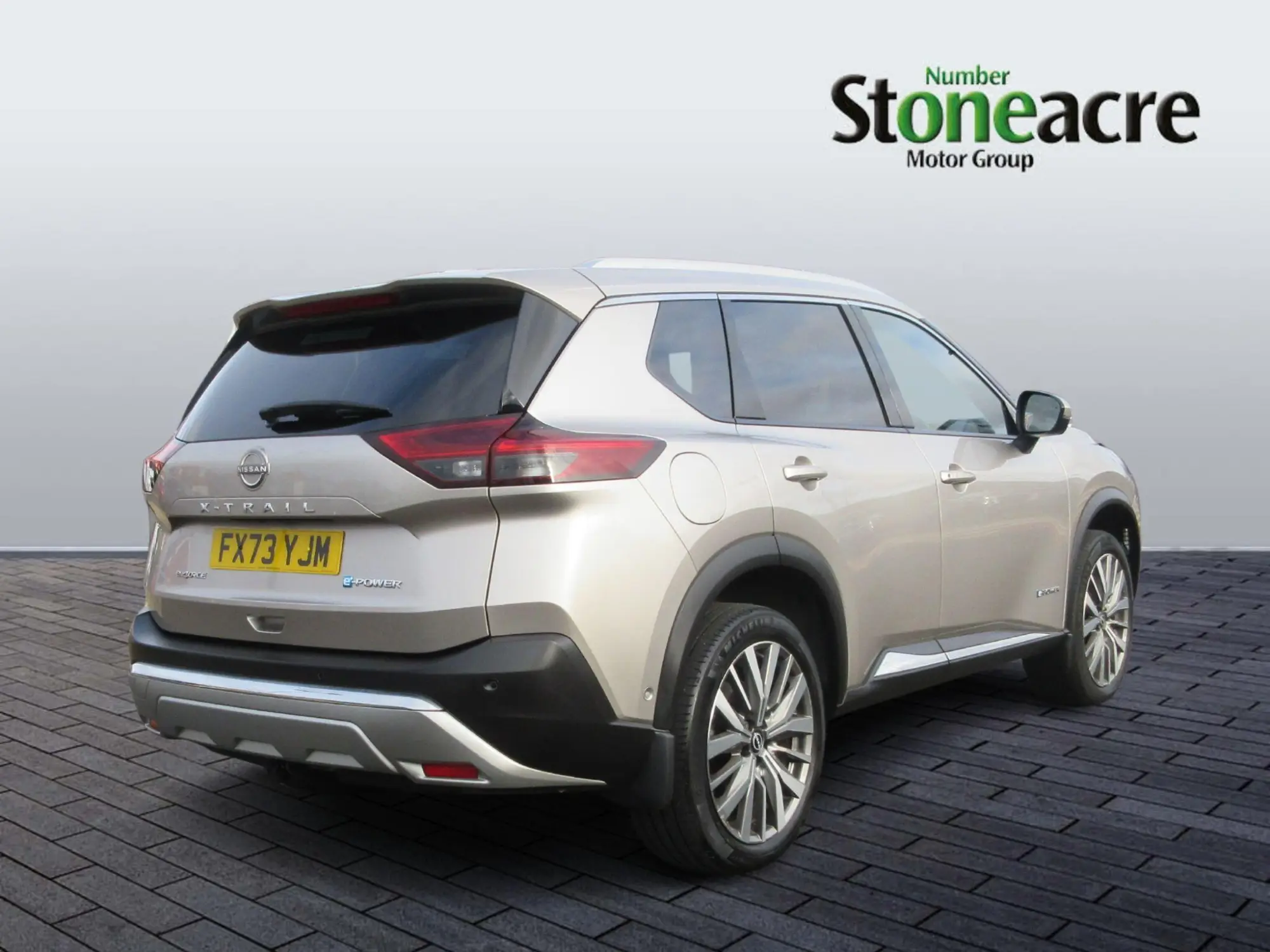 Nissan X-Trail e-POWER 1.5 h e-POWER Tekna+ Auto e-4ORCE Euro 6 (s/s) 5dr FX73YJM Image 3